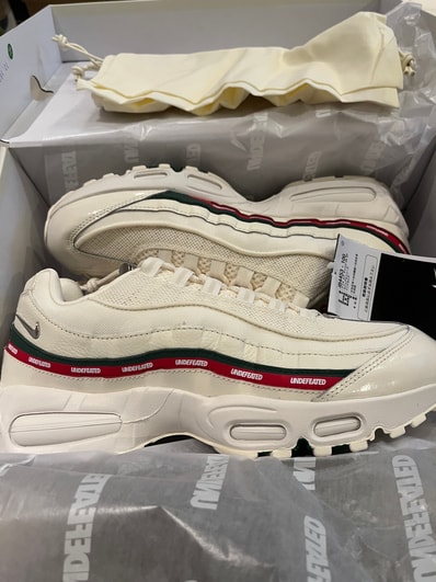 UNDEFEATED × Nike Air Max 95 SP "Sail"