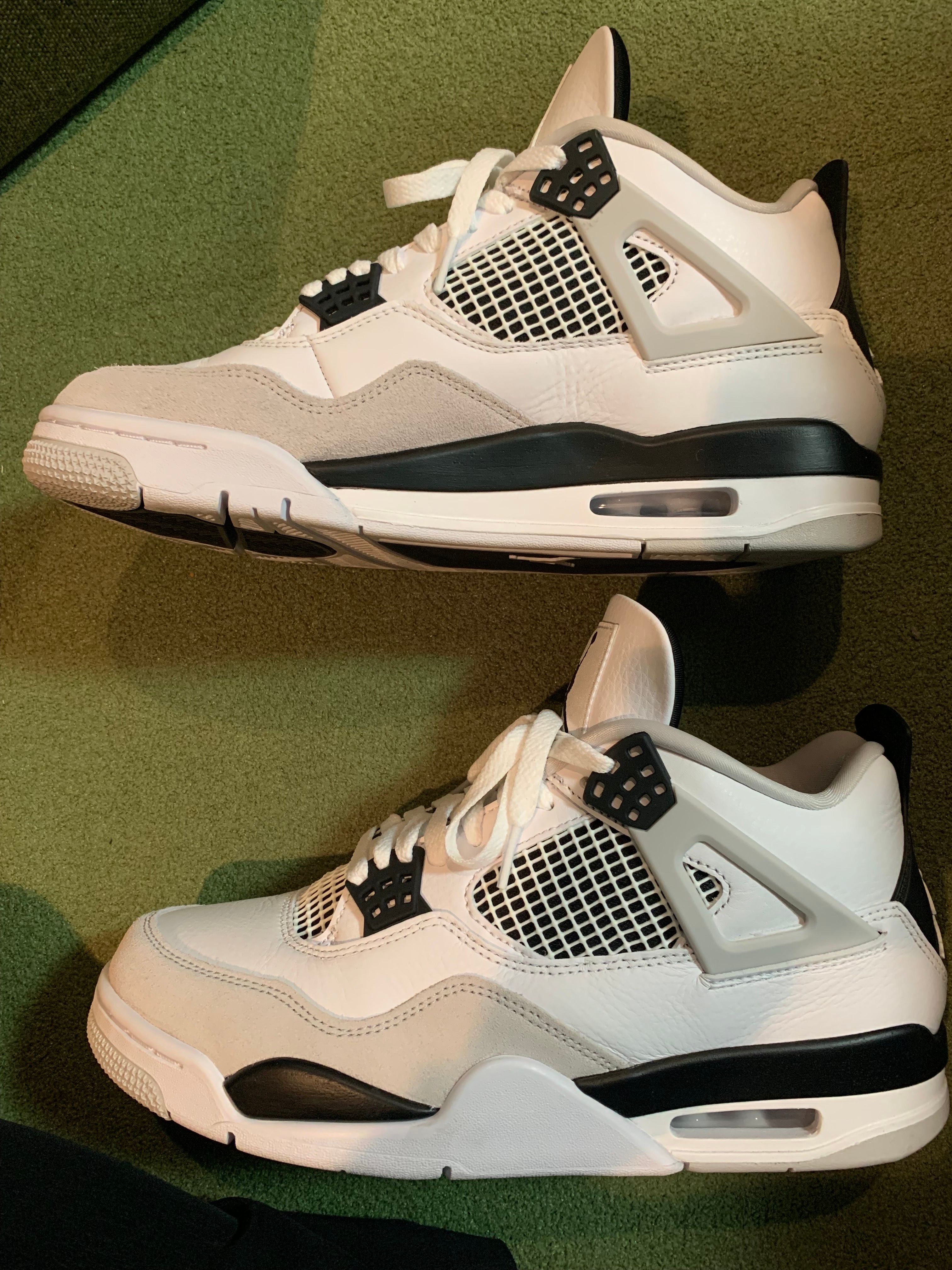 Nike Air Jordan 4 "Military Black"