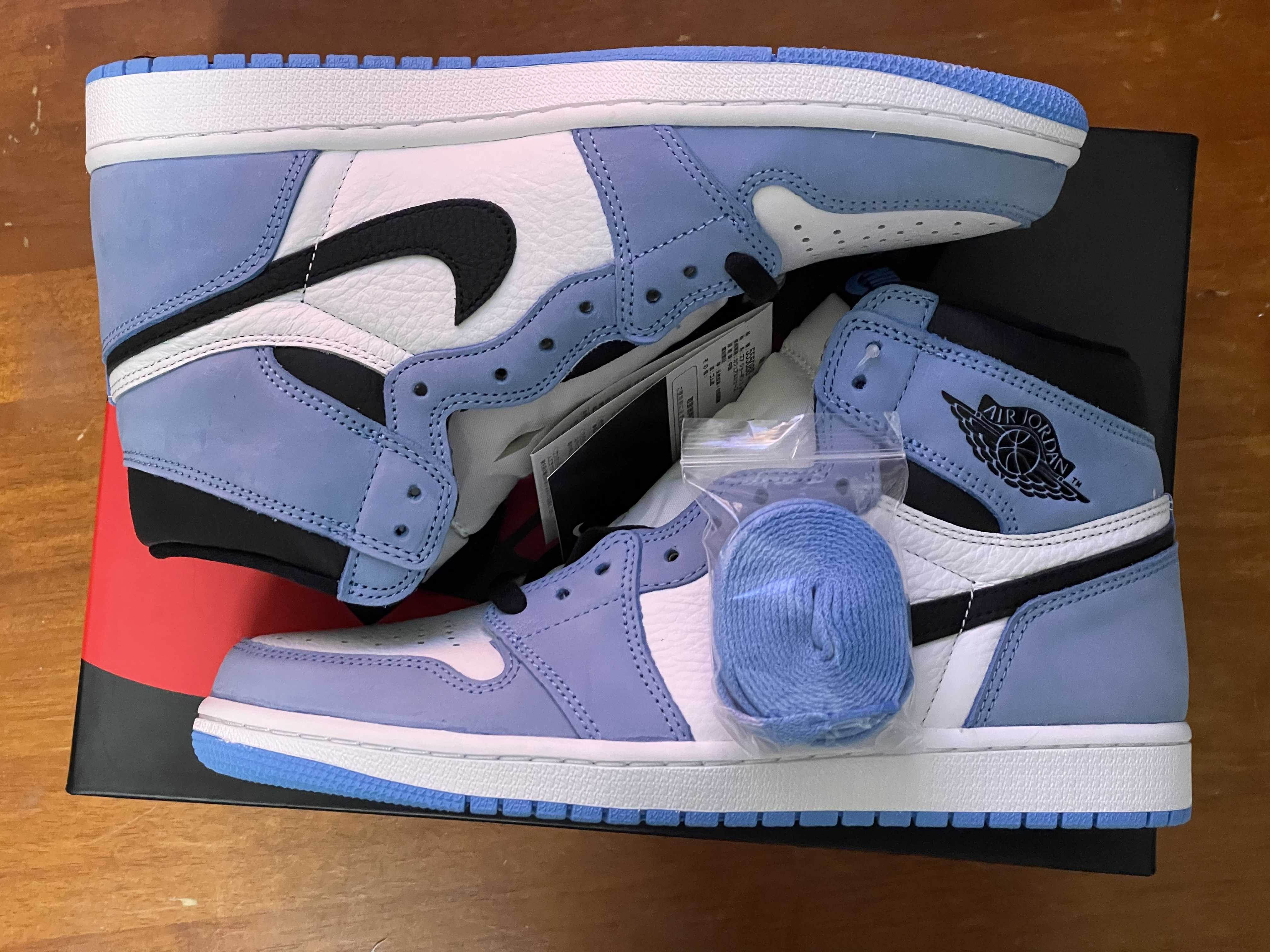 Nike Air Jordan 1 High OG "University Blue"