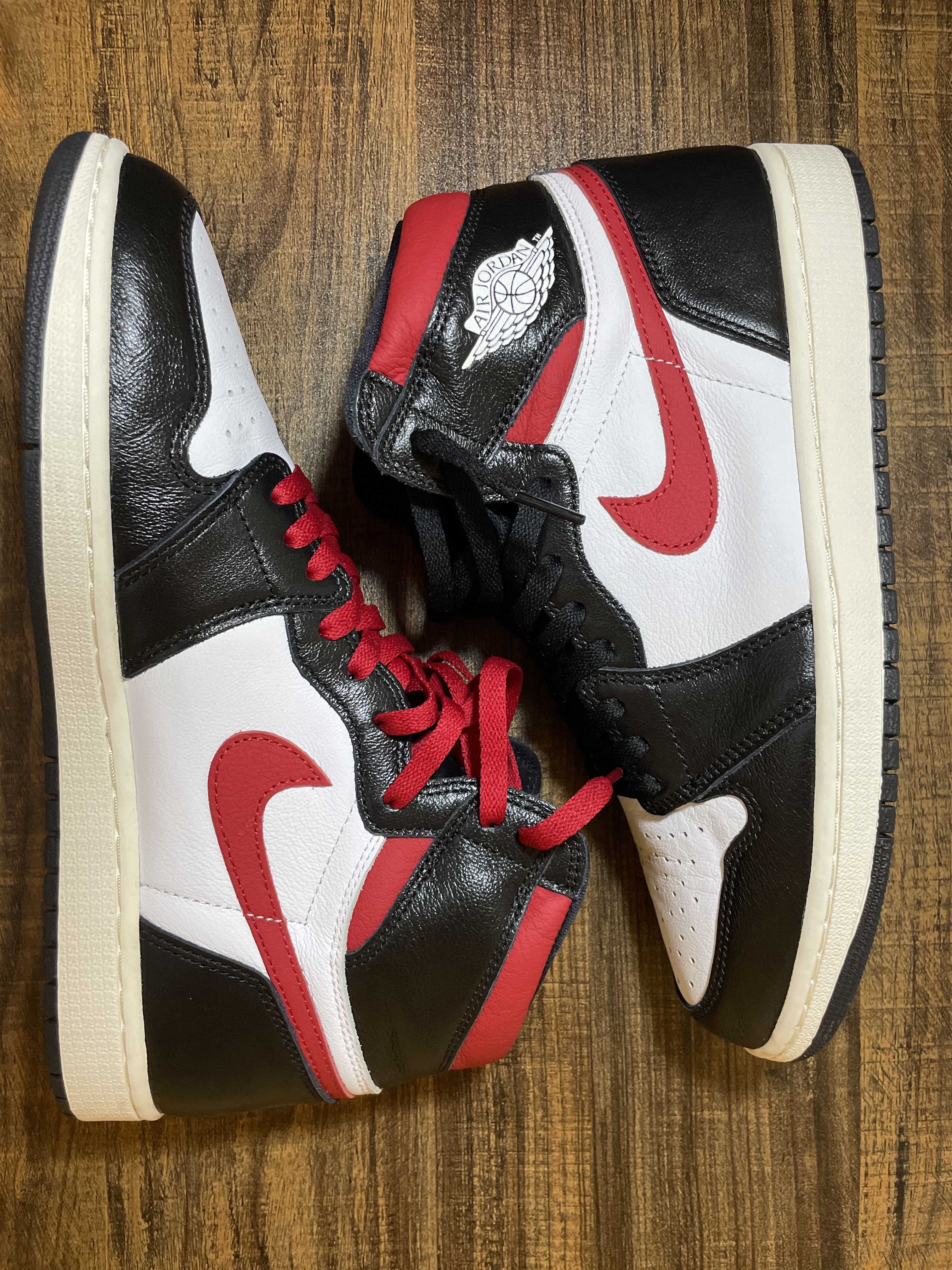 Nike Air Jordan 1 Retro High "Black/White/Sail/Gym Red"