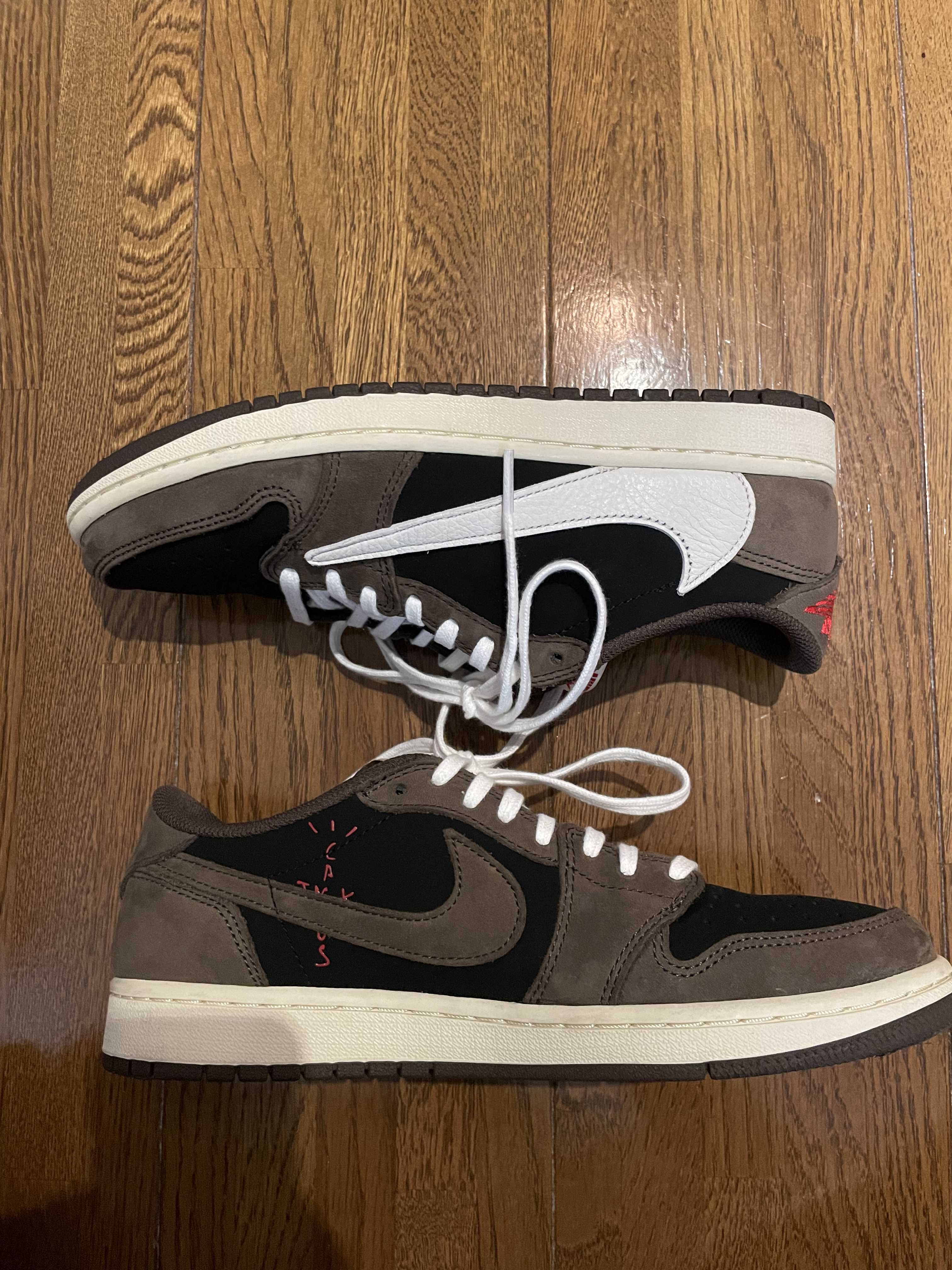 Travis Scott × Nike Air Jordan 1 Low OG SP-T  "Black/Dark Mocha"
