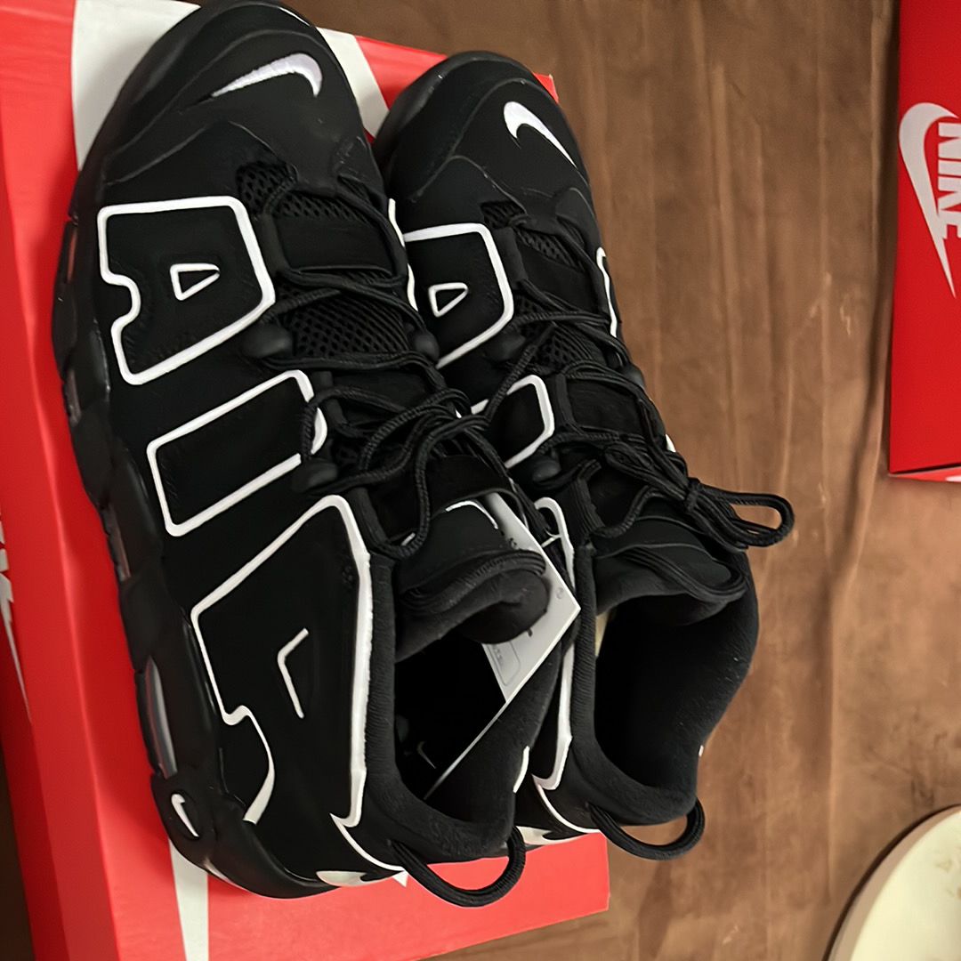 NIKE AIR MORE UPTEMPO "BLACK/WHITE"(2016)