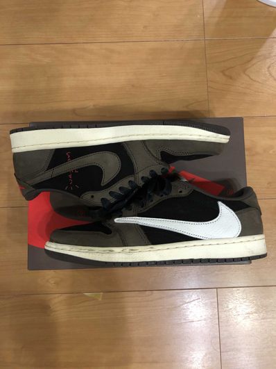 Travis Scott × Nike Air Jordan 1 Low OG SP-T "Black/Dark Mocha"
