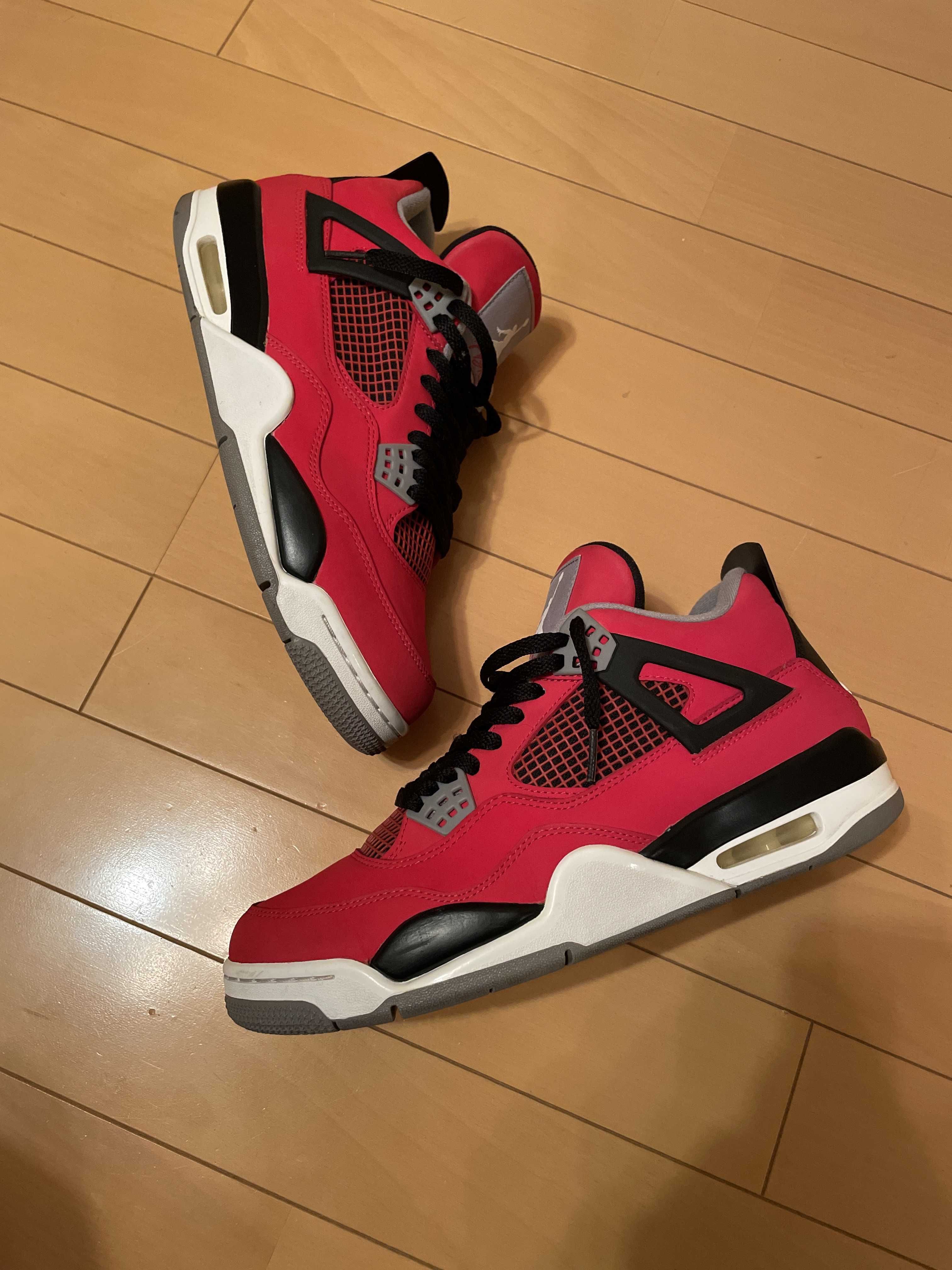 Nike Air Jordan 4 Retro "Toro Bravo"