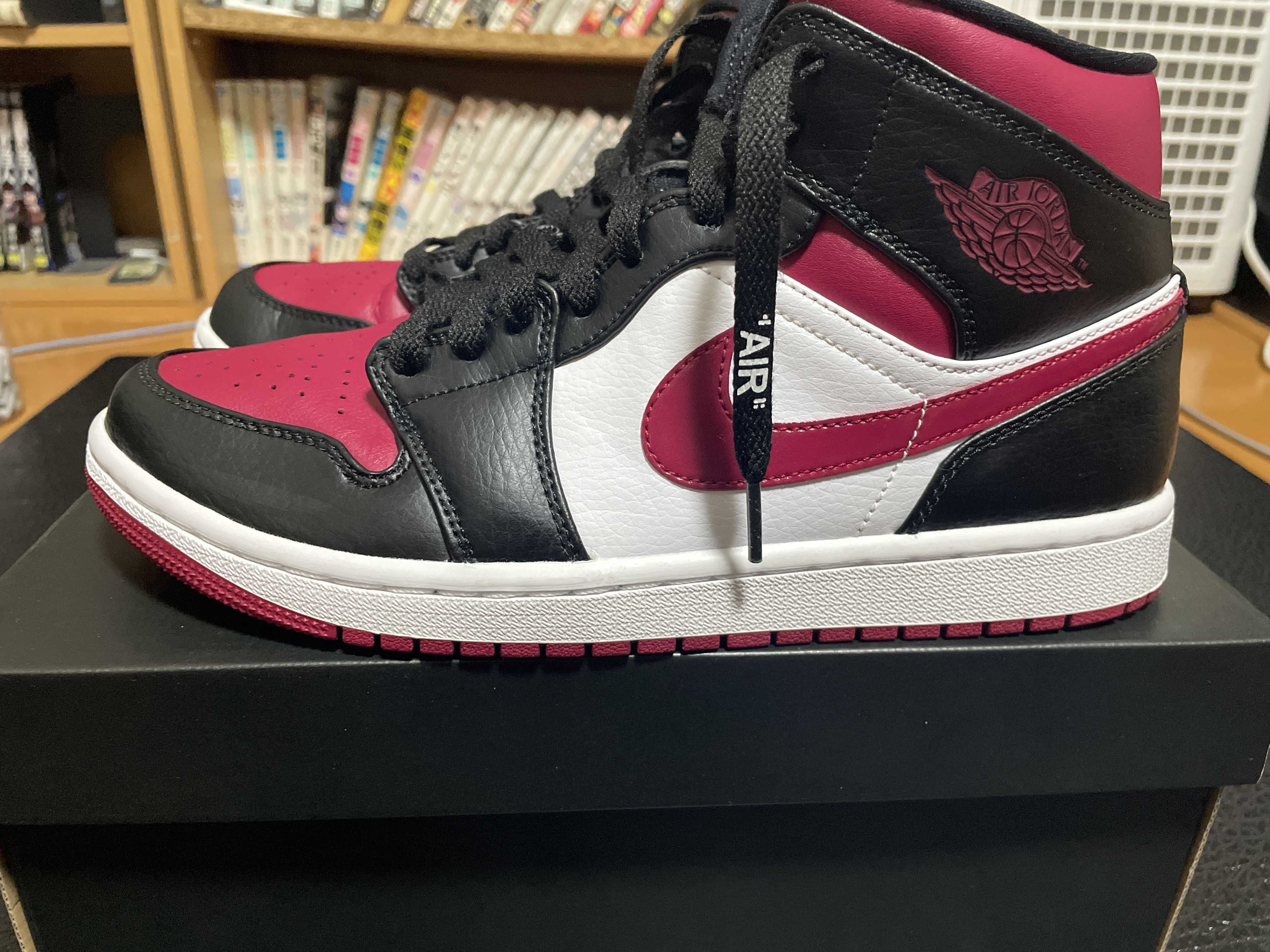 NIKE AIR JORDAN 1 MID "BLACK/RED/WHITE"
