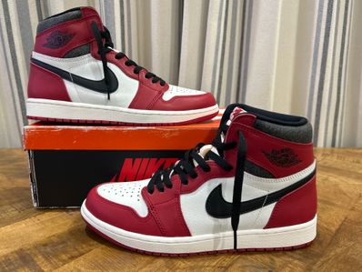Nike Air Jordan 1 High OG "Lost & Found/Chicago"