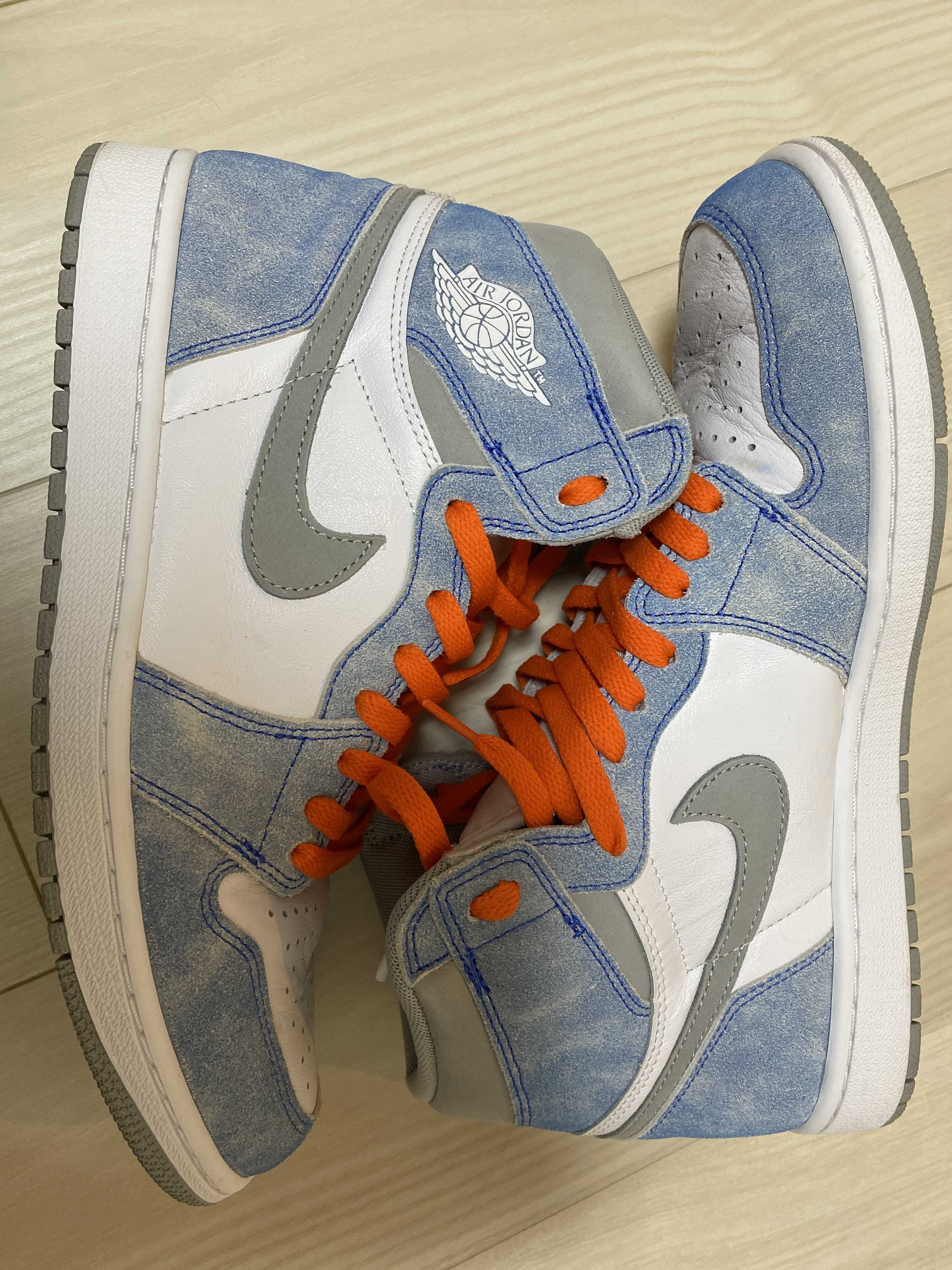 Nike Air Jordan 1 High OG "Hyper Royal"