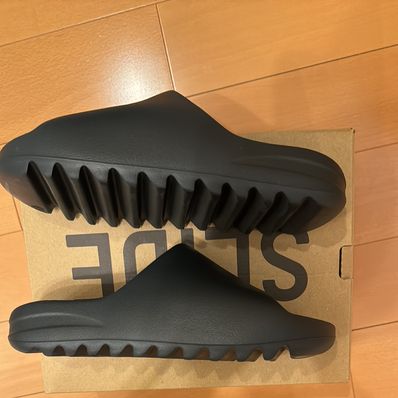 adidas YEEZY Slide "Dark Onyx"