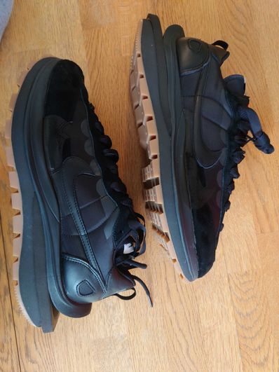 sacai × Nike VaporWaffle "Black Gum"