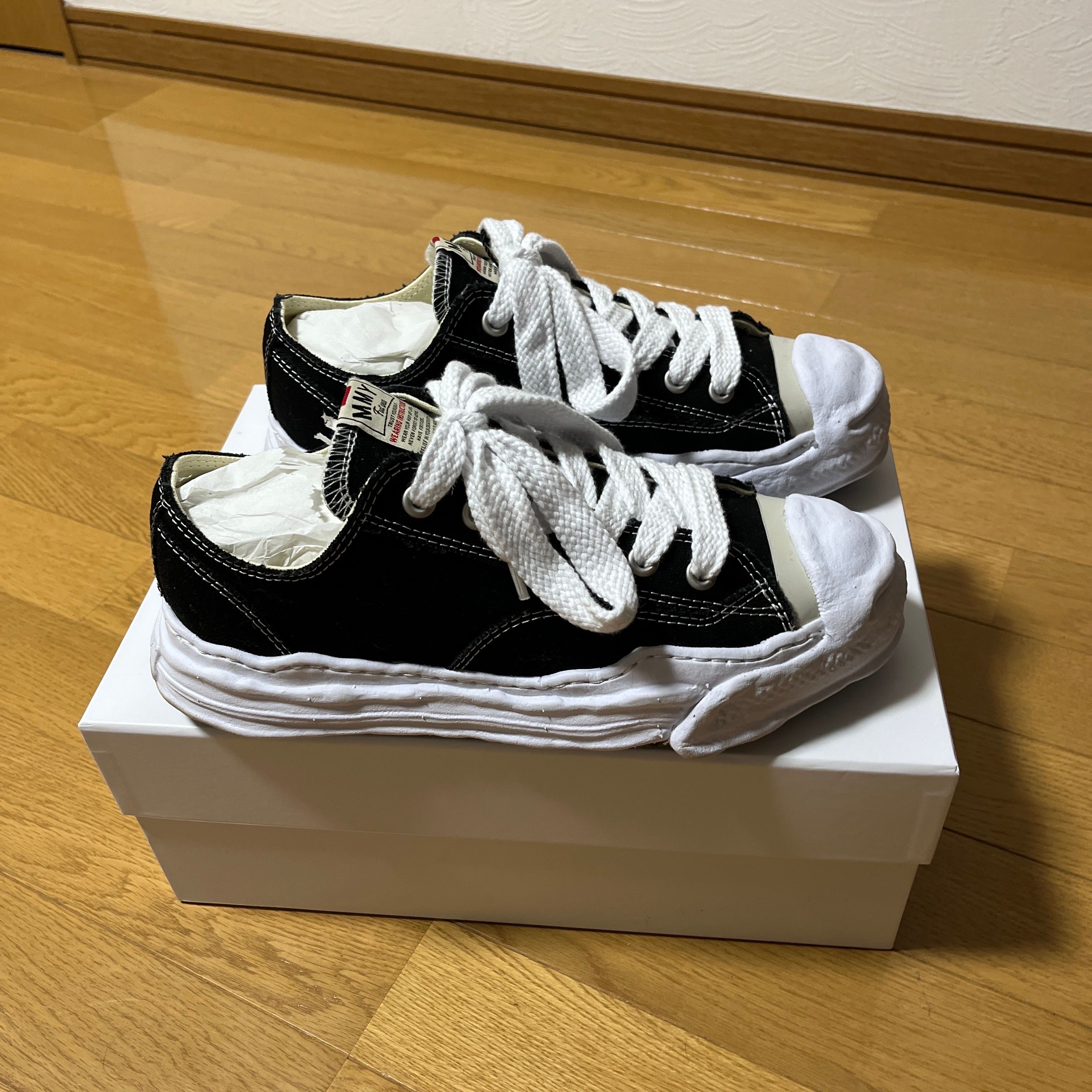 Maison MIHARA YASUHIRO HANK OG Sole Canvas Low-top Sneaker "Black" (A05FW702)