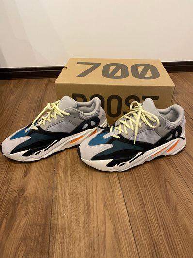 adidas YEEZY Boost 700 "Wave Runner"