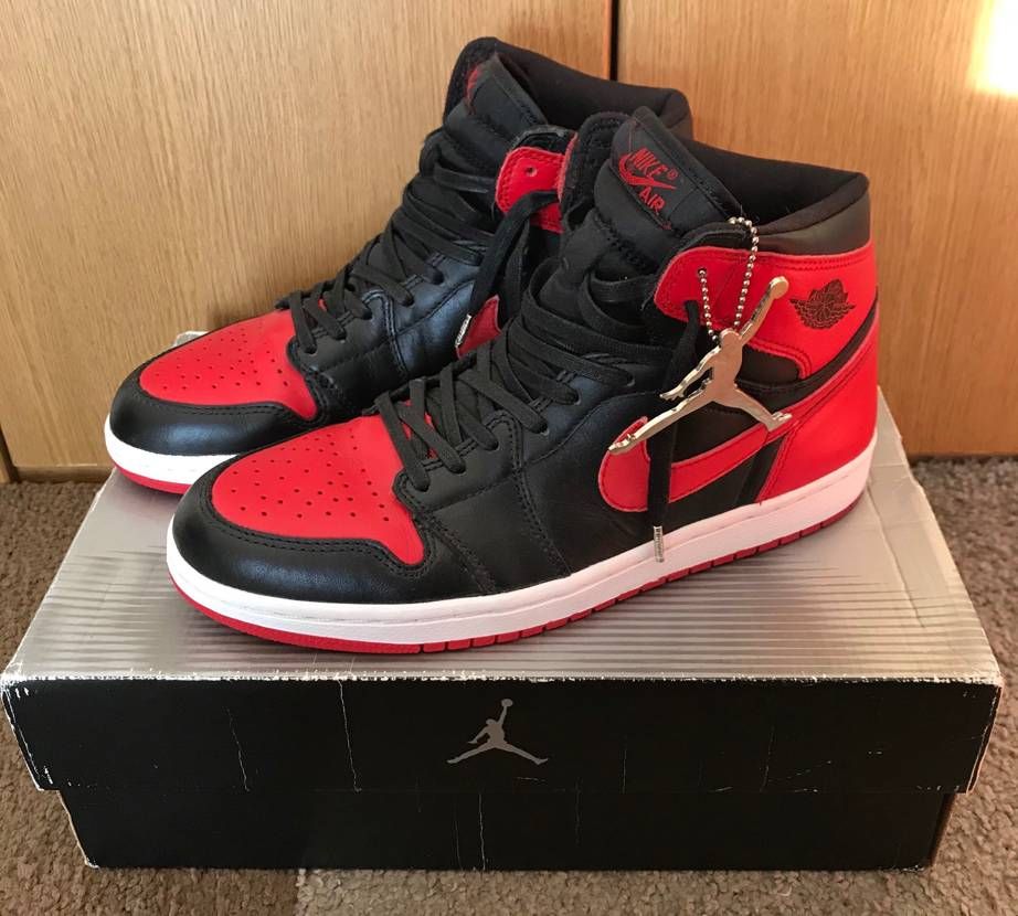 Nike Air Jordan 1 Retro High "Black Varsity Red/Bred"(2001)