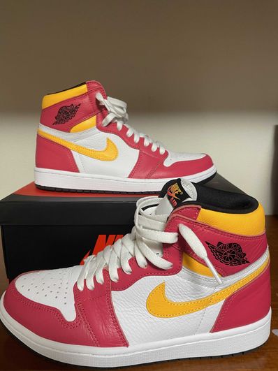 Nike Air Jordan 1 High OG "Light Fusion Red"