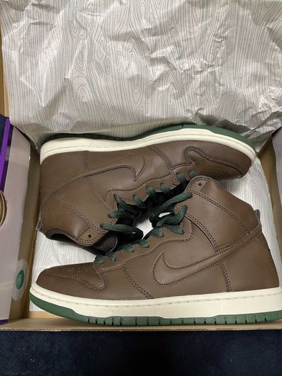 Nike SB Dunk High "Baroque Brown"