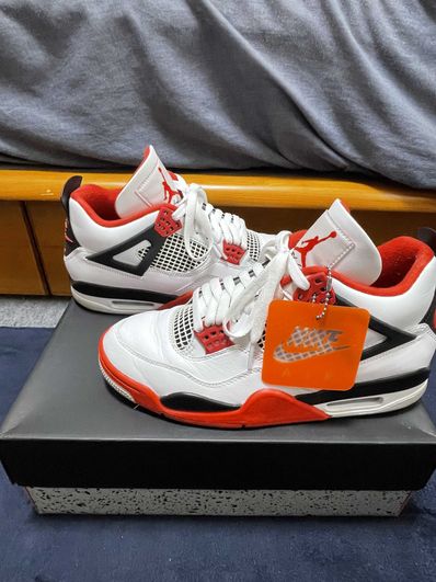 Nike Air Jordan 4 Retro OG "Fire Red" (2020)
