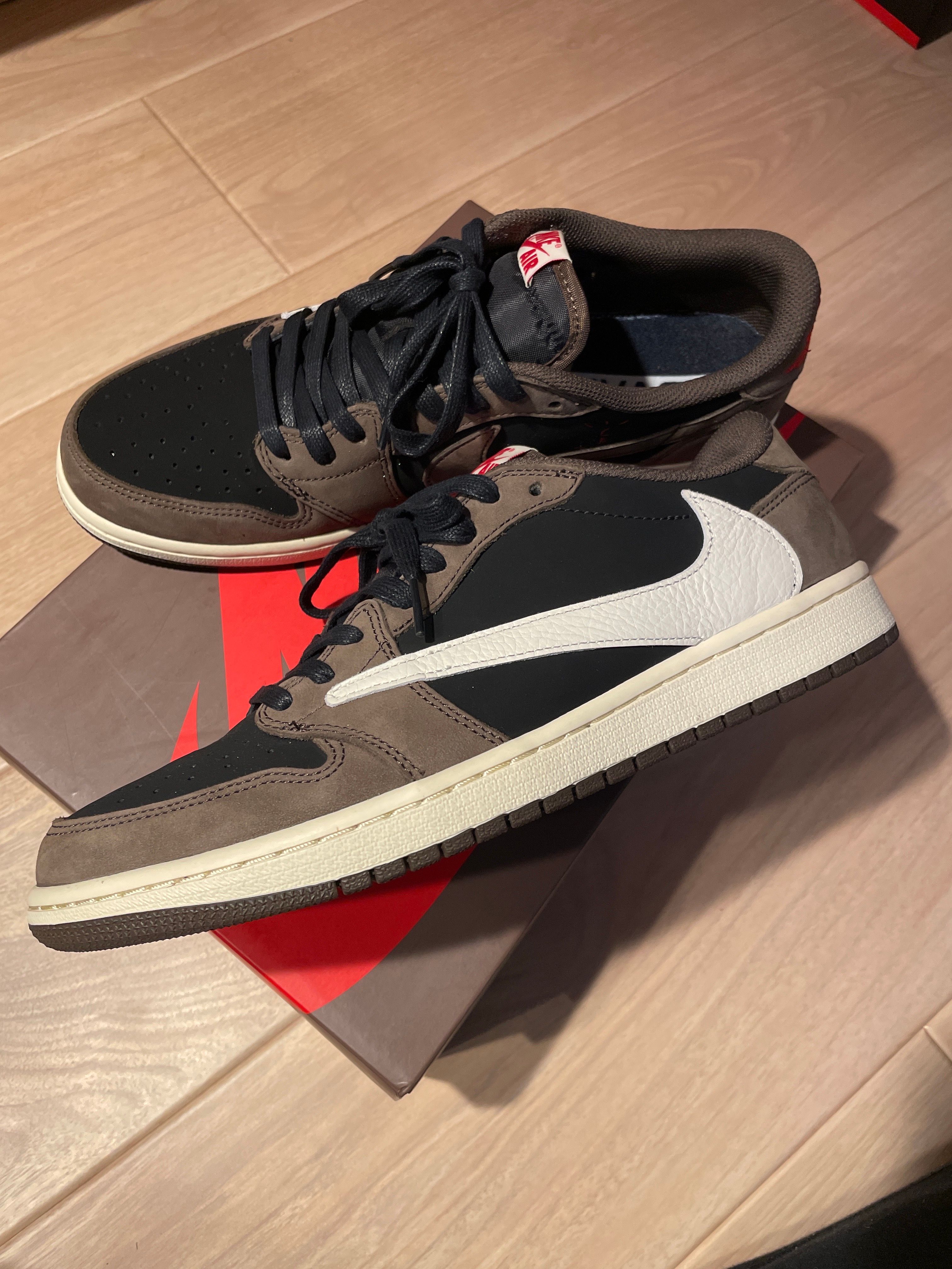 Travis Scott × Nike Air Jordan 1 Low OG SP-T  "Black/Dark Mocha"