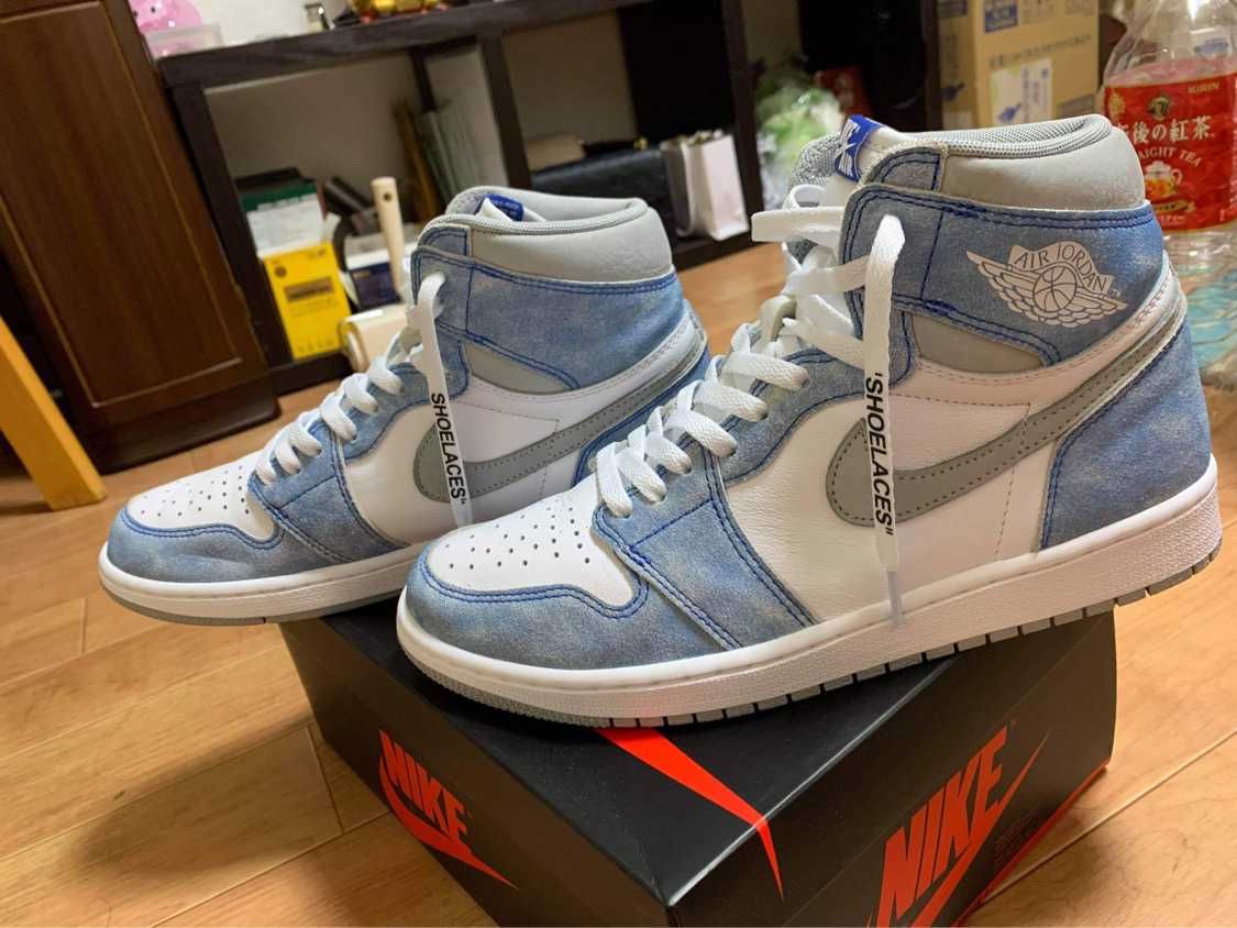 Nike Air Jordan 1 High OG "Hyper Royal"
