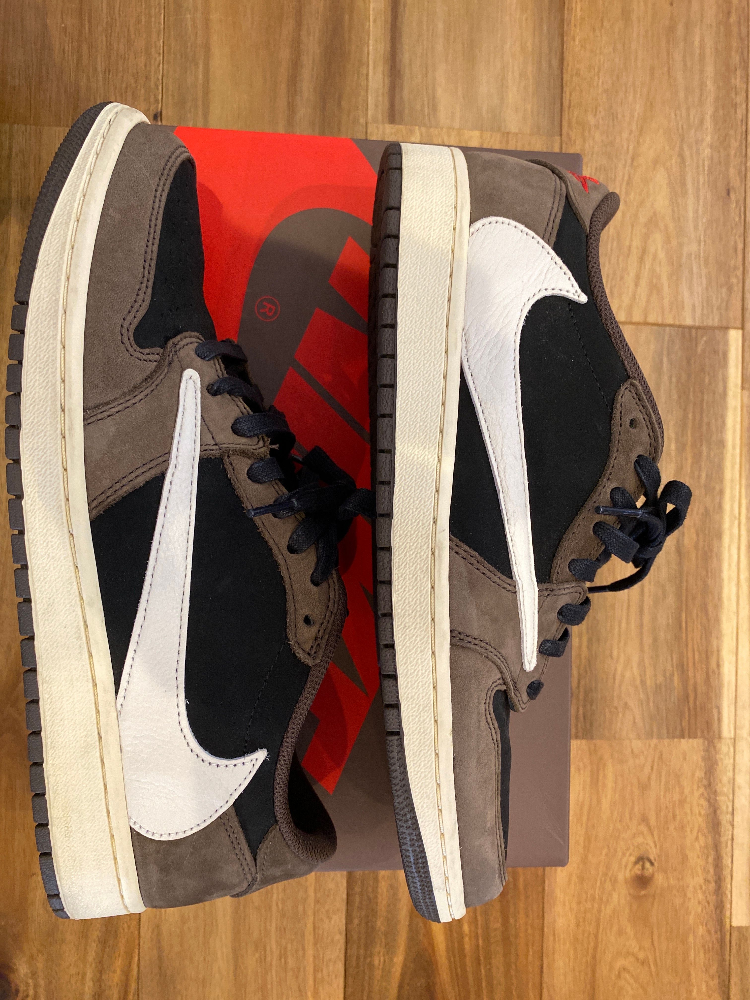 Travis Scott × Nike Air Jordan 1 Low OG SP-T "Black/Dark Mocha"