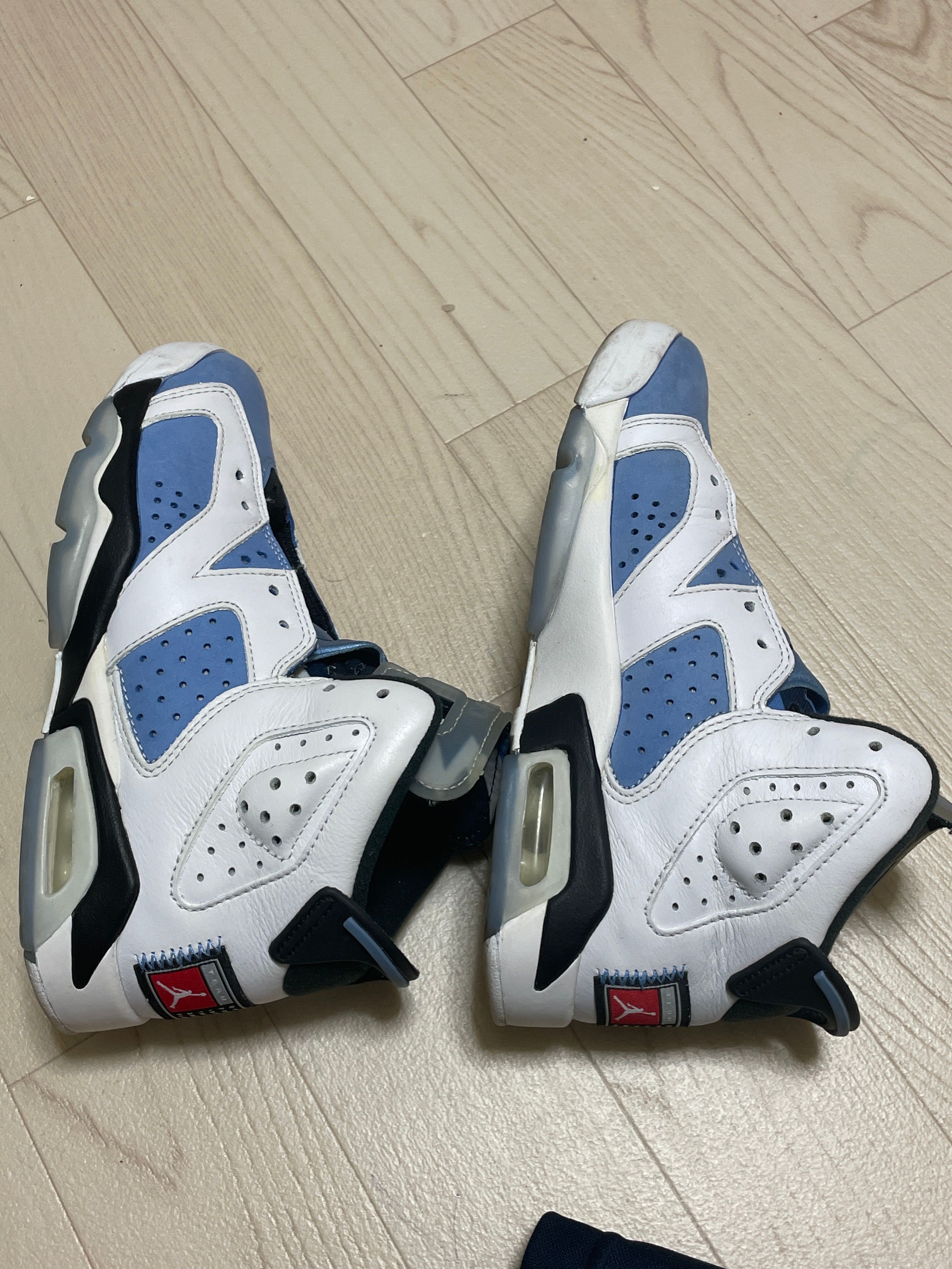 Nike GS Air Jordan 6 "UNC"
