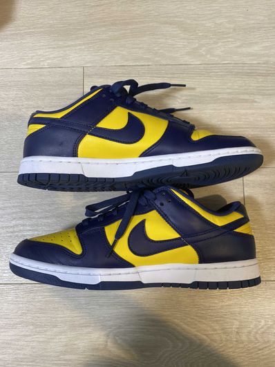Nike Dunk Low "Michigan"