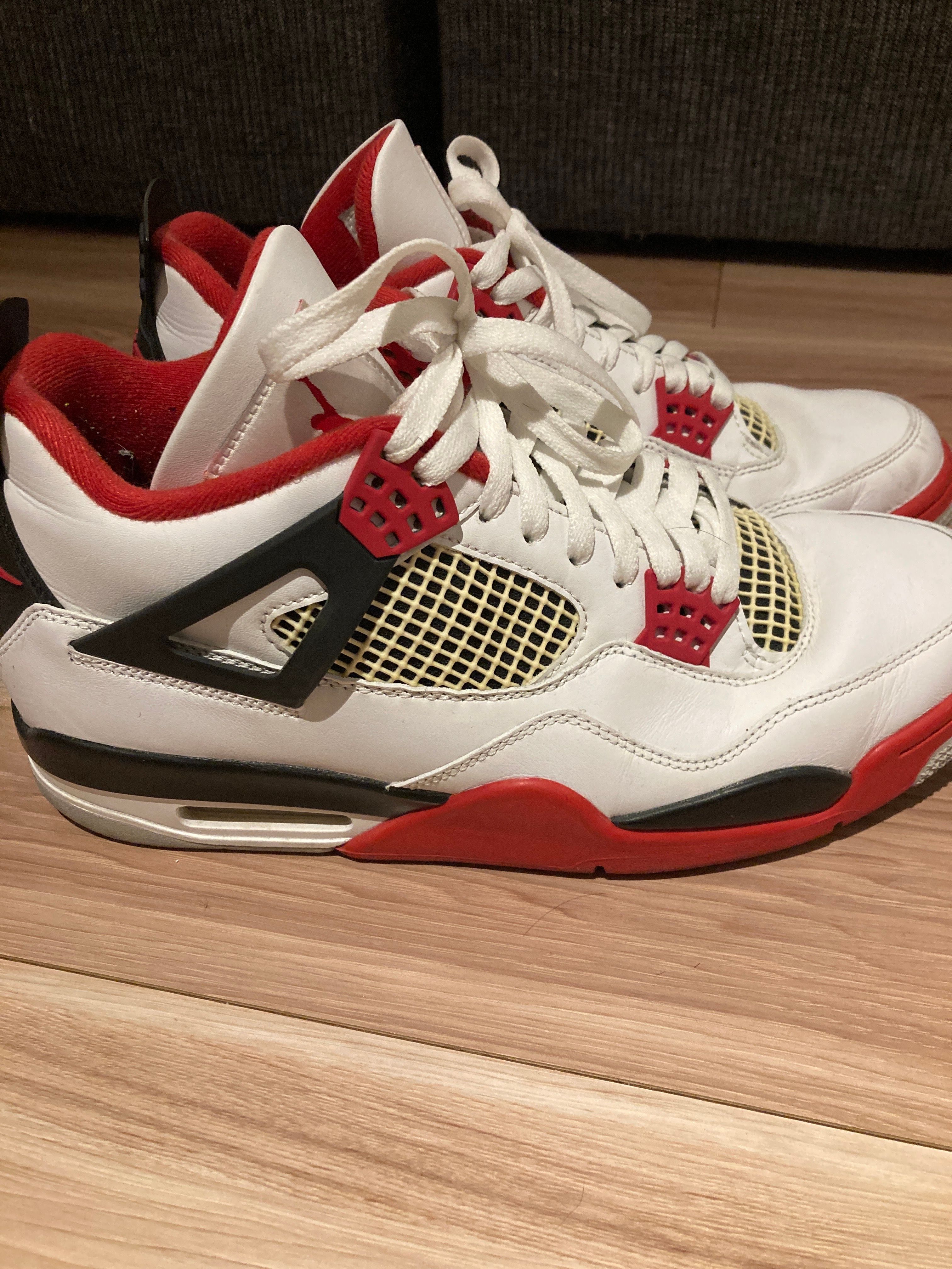 Nike Air Jordan 4 Retro OG "Fire Red" (2020)