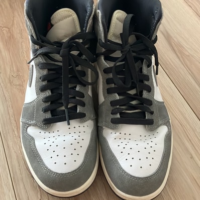 Nike Air Jordan 1 Retro High OG "Black and Smoke Grey"