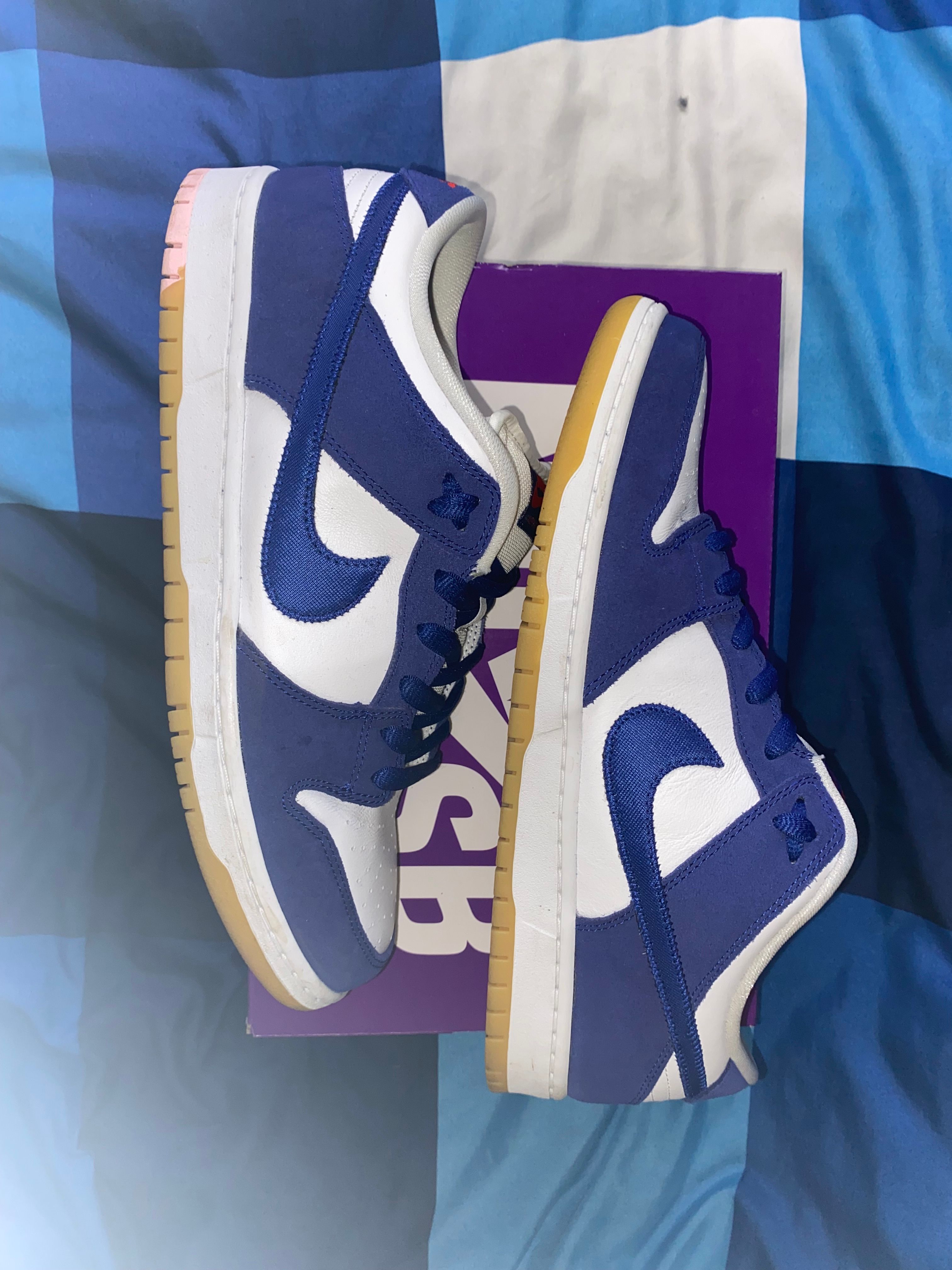 Nike SB Dunk Low "Los Angeles Dodgers/Deep Royal Blue"