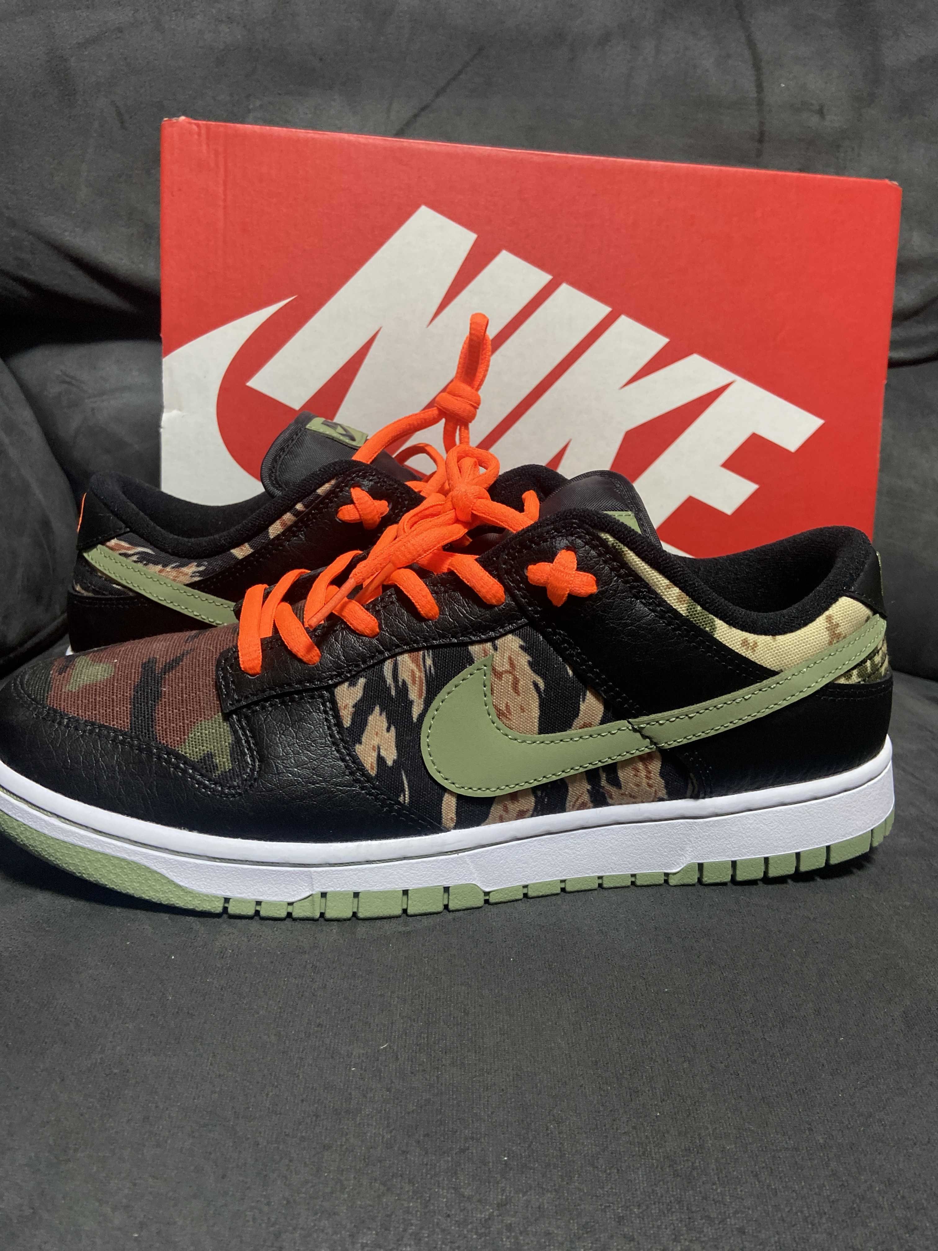 NIKE DUNK LOW SE "BLACK MULTI CAMO"