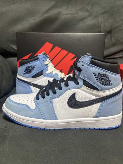 Nike Air Jordan 1 High OG "University Blue"