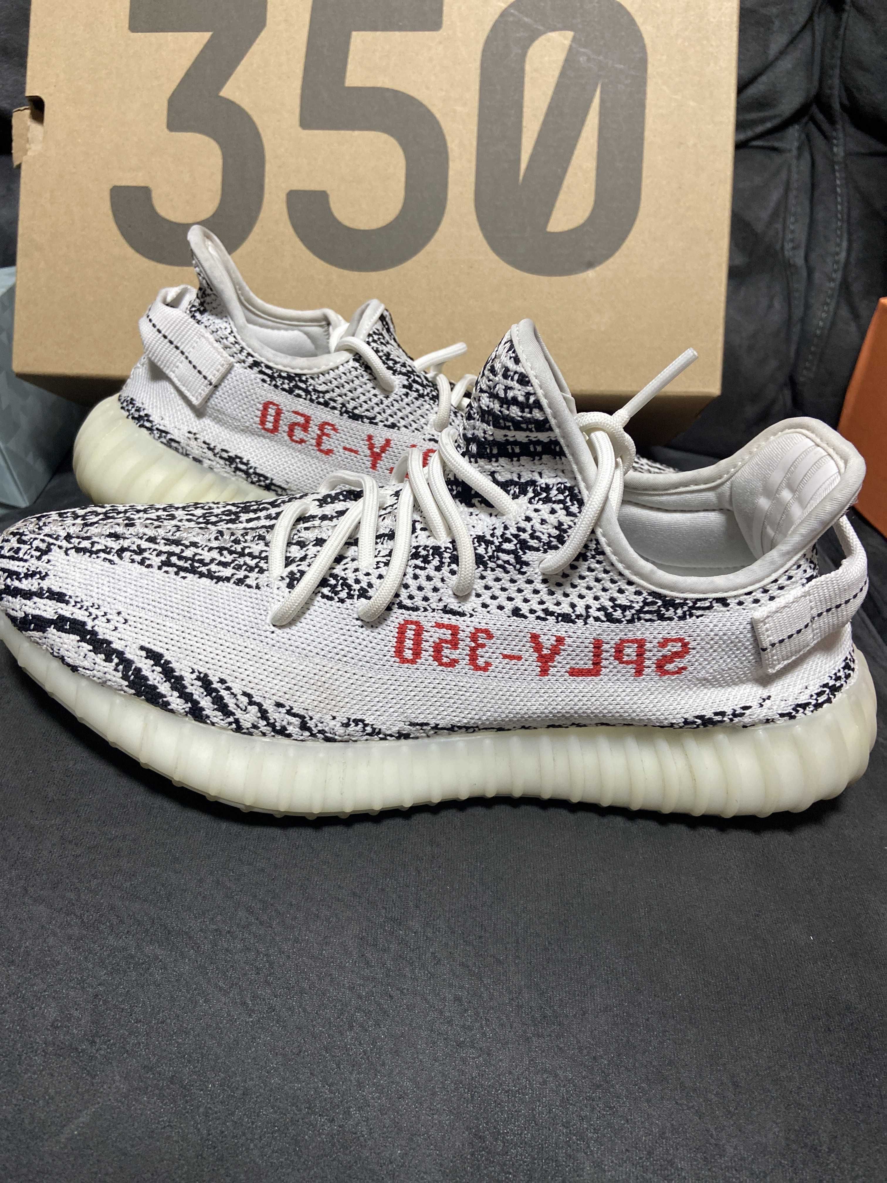 adidas YEEZY Boost 350 V2 "Zebra"