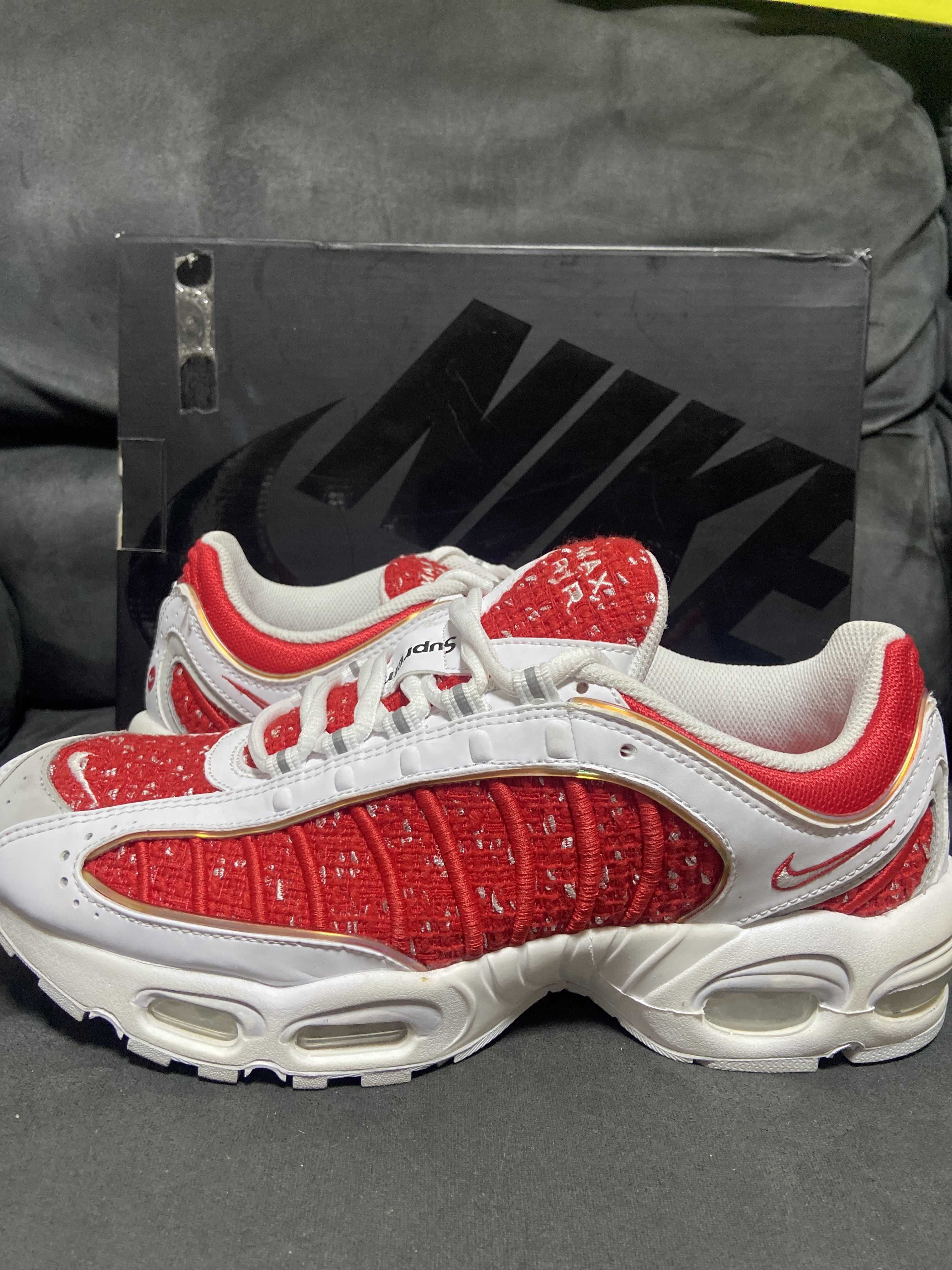 Supreme × Nike Air Max Tailwind 4 "Red"