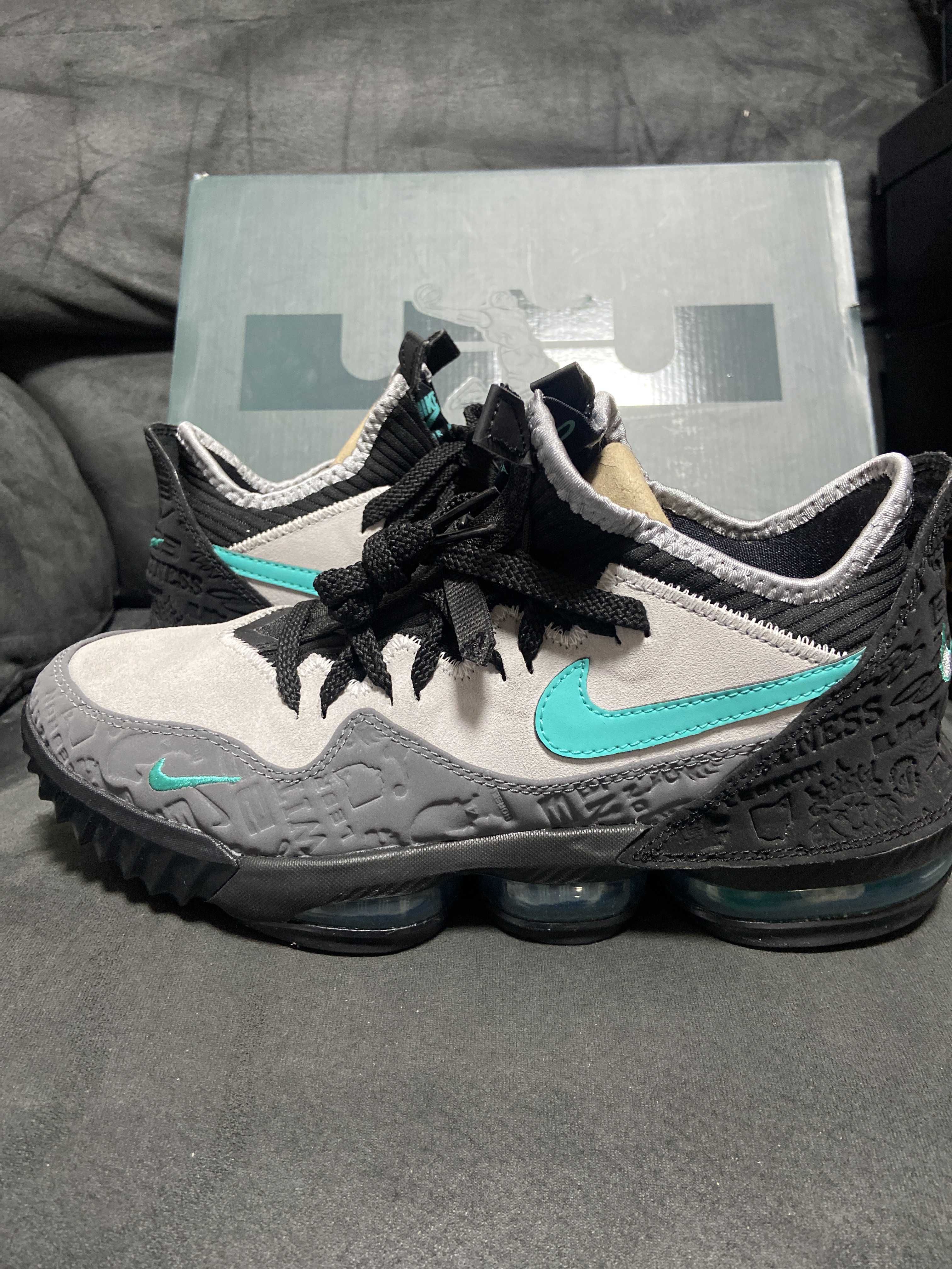 atmos × Nike LeBron 16 "Clear Jade"