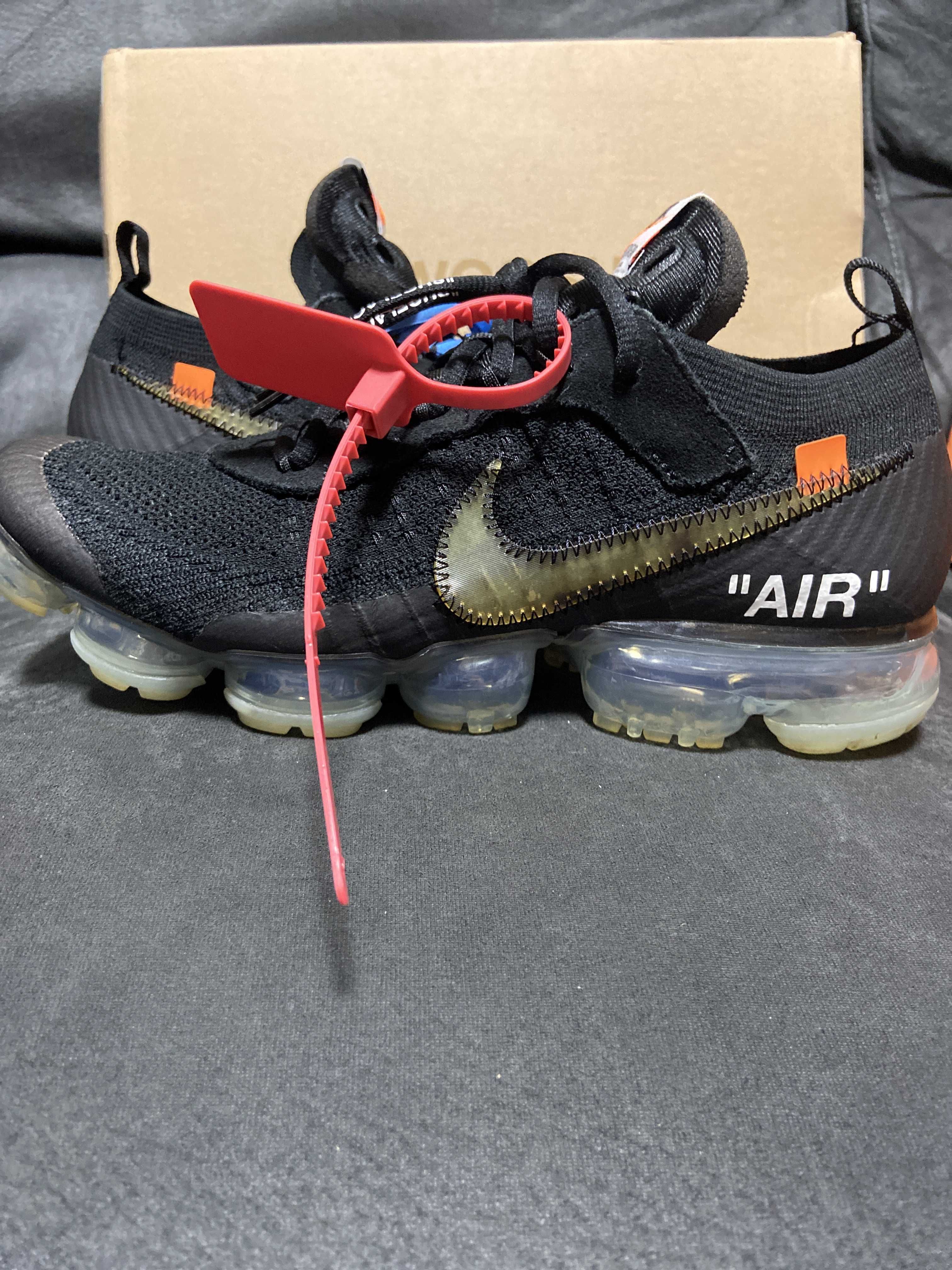 Off-White × Nike Air Vapormax "Black/Total Orange/Clear"