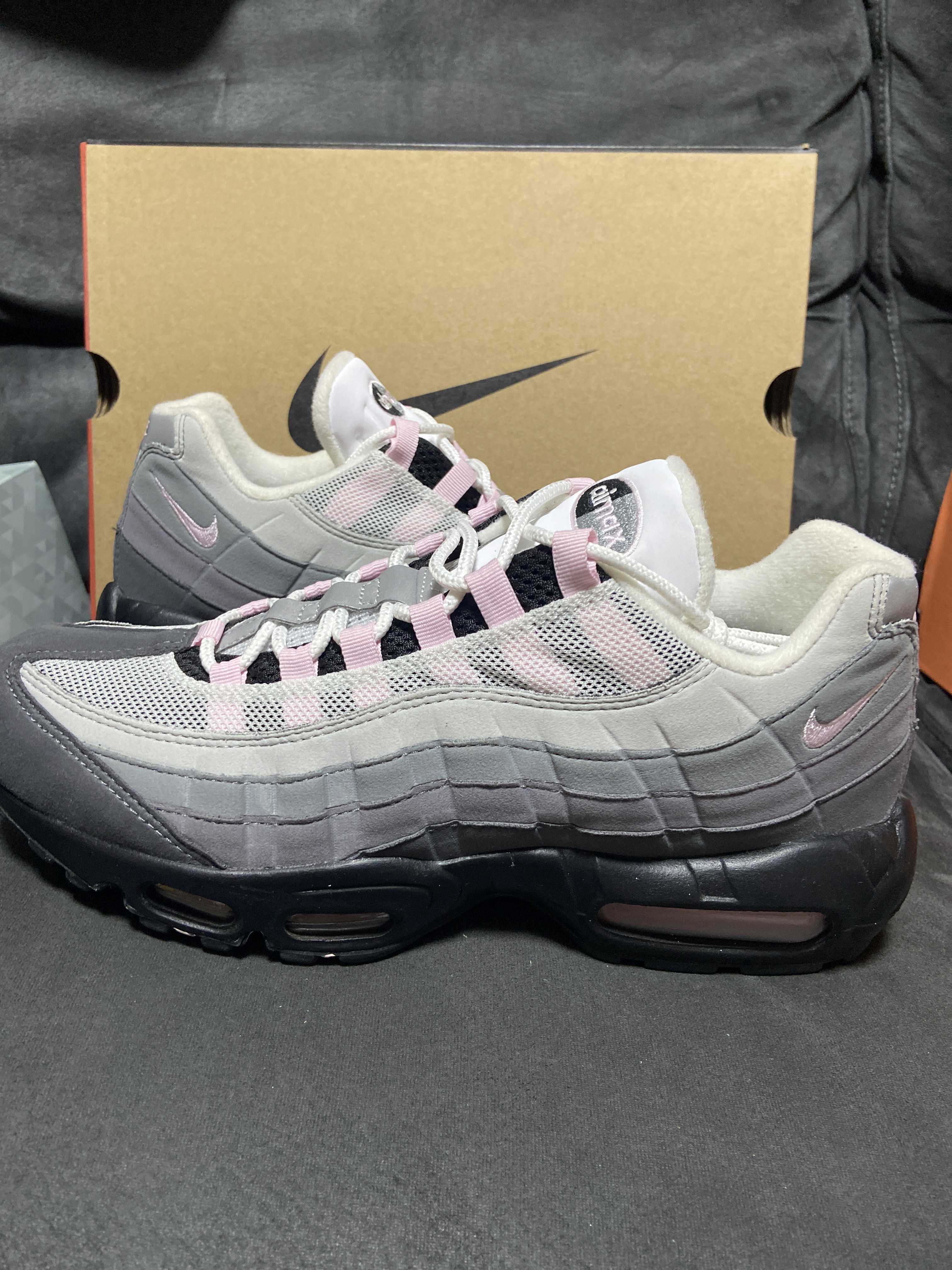 Nike Air Max 95 "Gunsmoke/Pink Foam"