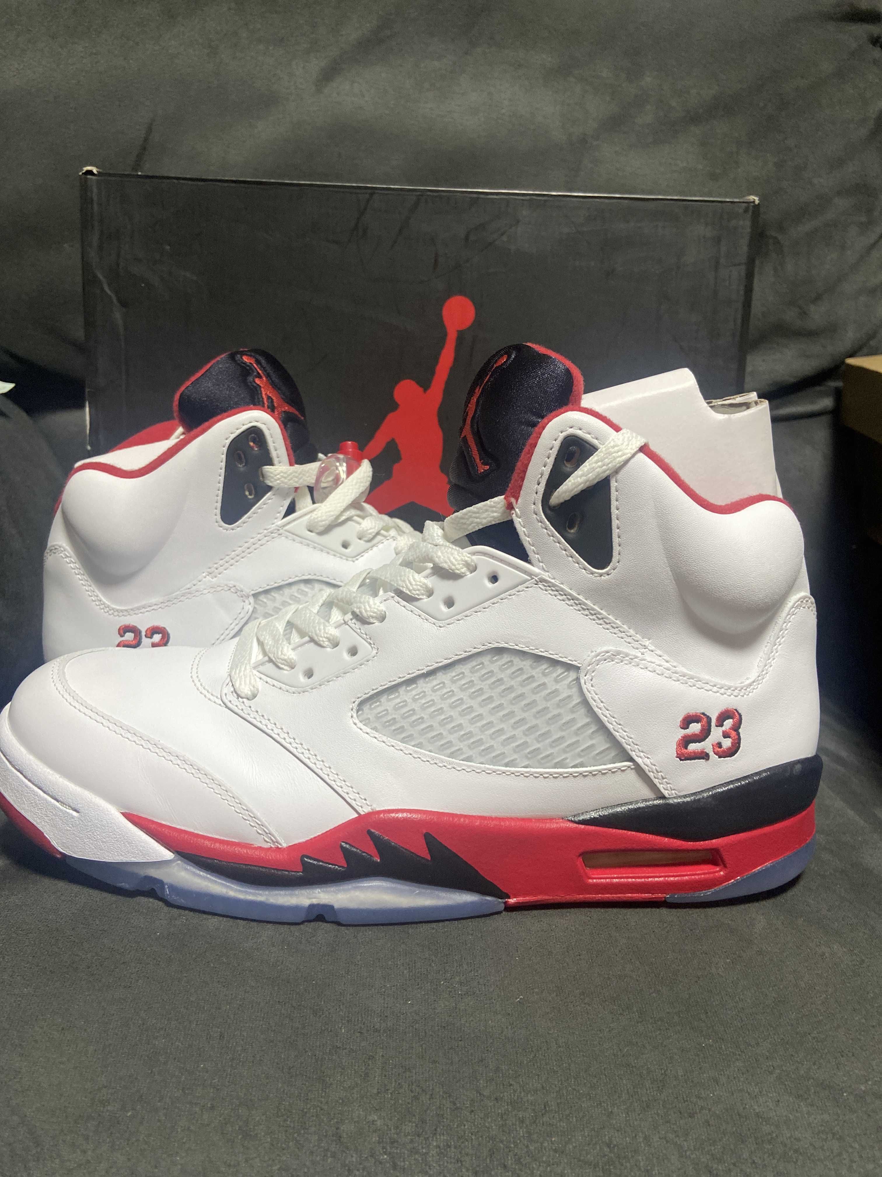 Nike Air Jordan 5 Retro "Fire Red/Black Tongue" (2013)