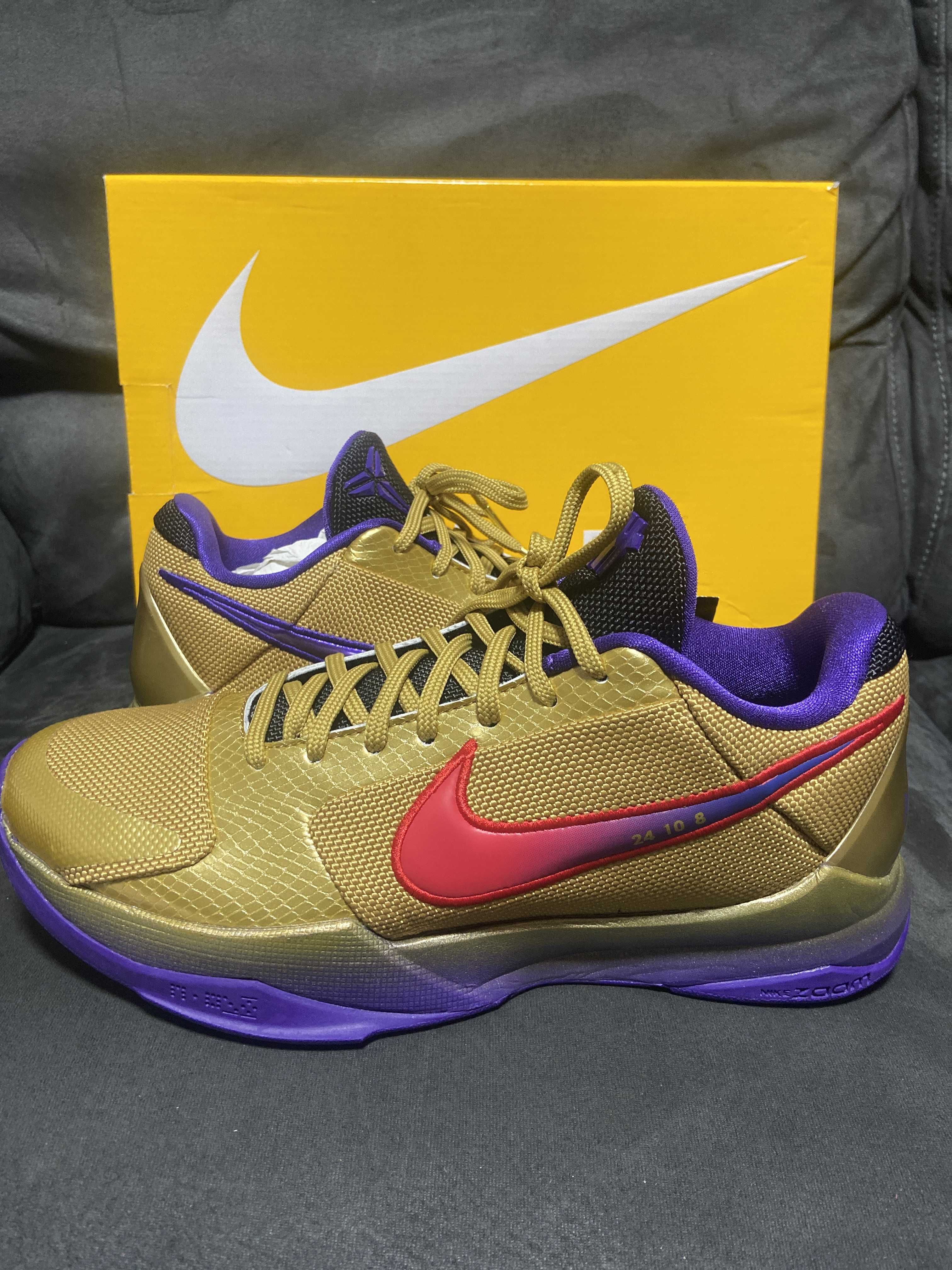 UNDEFEATED × Nike Kobe 5 Protro "Hall Of Fame"