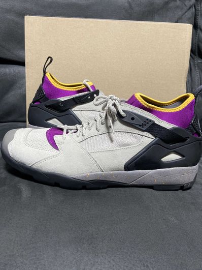 Nike ACG Air Revaderchi "Granite / Red Plum"