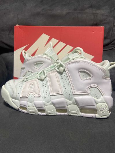 NIKE Women's AIR MORE UPTEMPO "BARLEY GREEN"