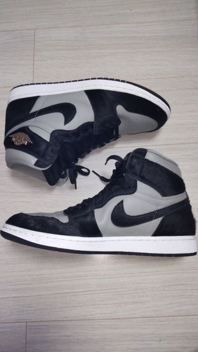 Nike Women's Air Jordan 1 Retro High OG "Medium Grey"