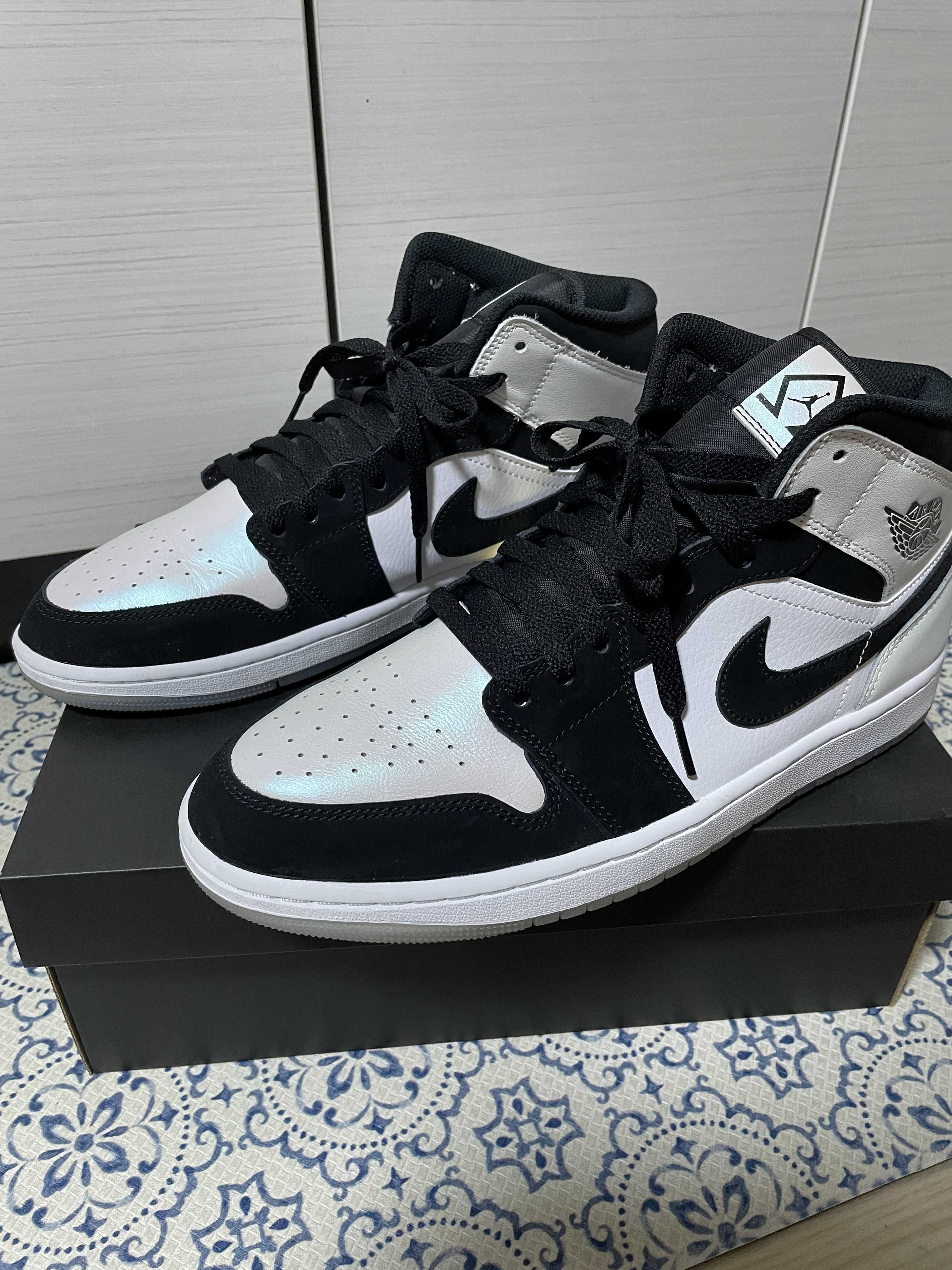 Nike Air Jordan 1 Mid "Omega/Black/White"