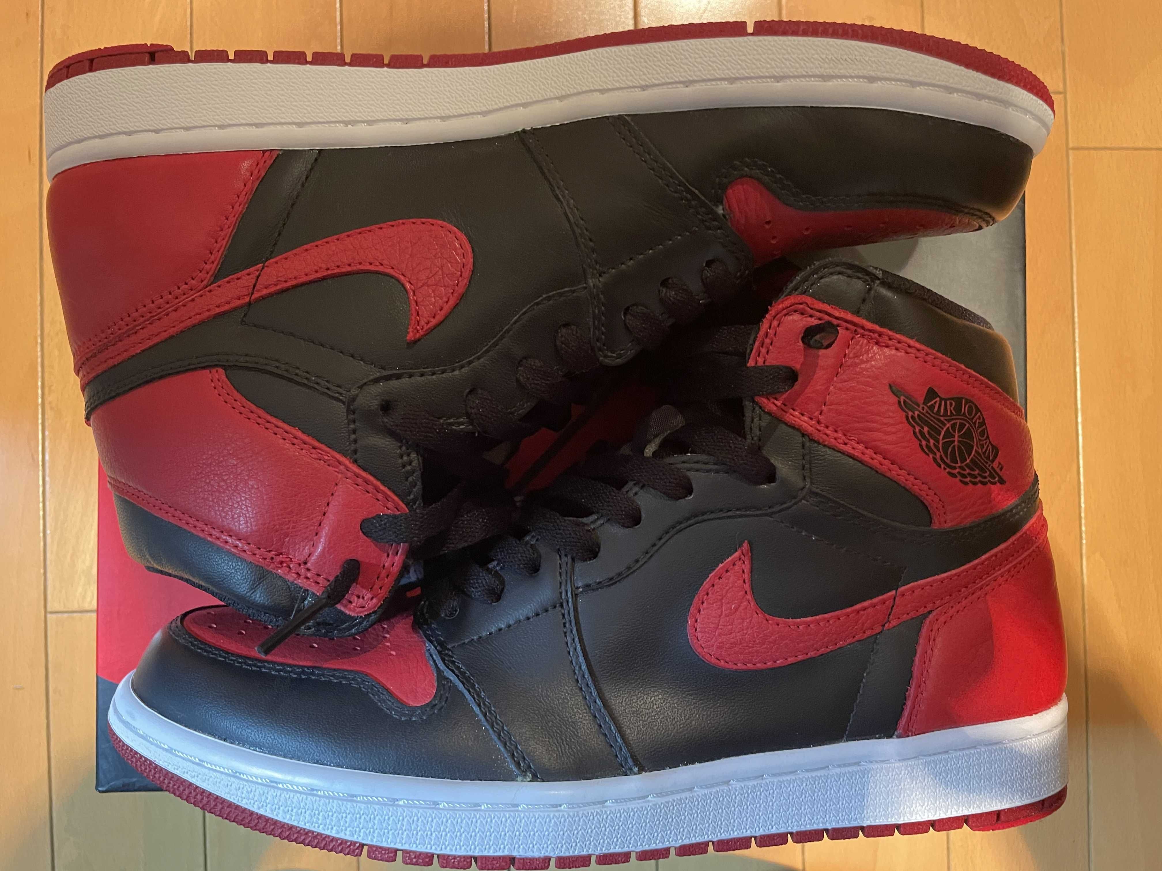 Nike Air Jordan 1 Retro High OG "Bred/Banned" (2016)