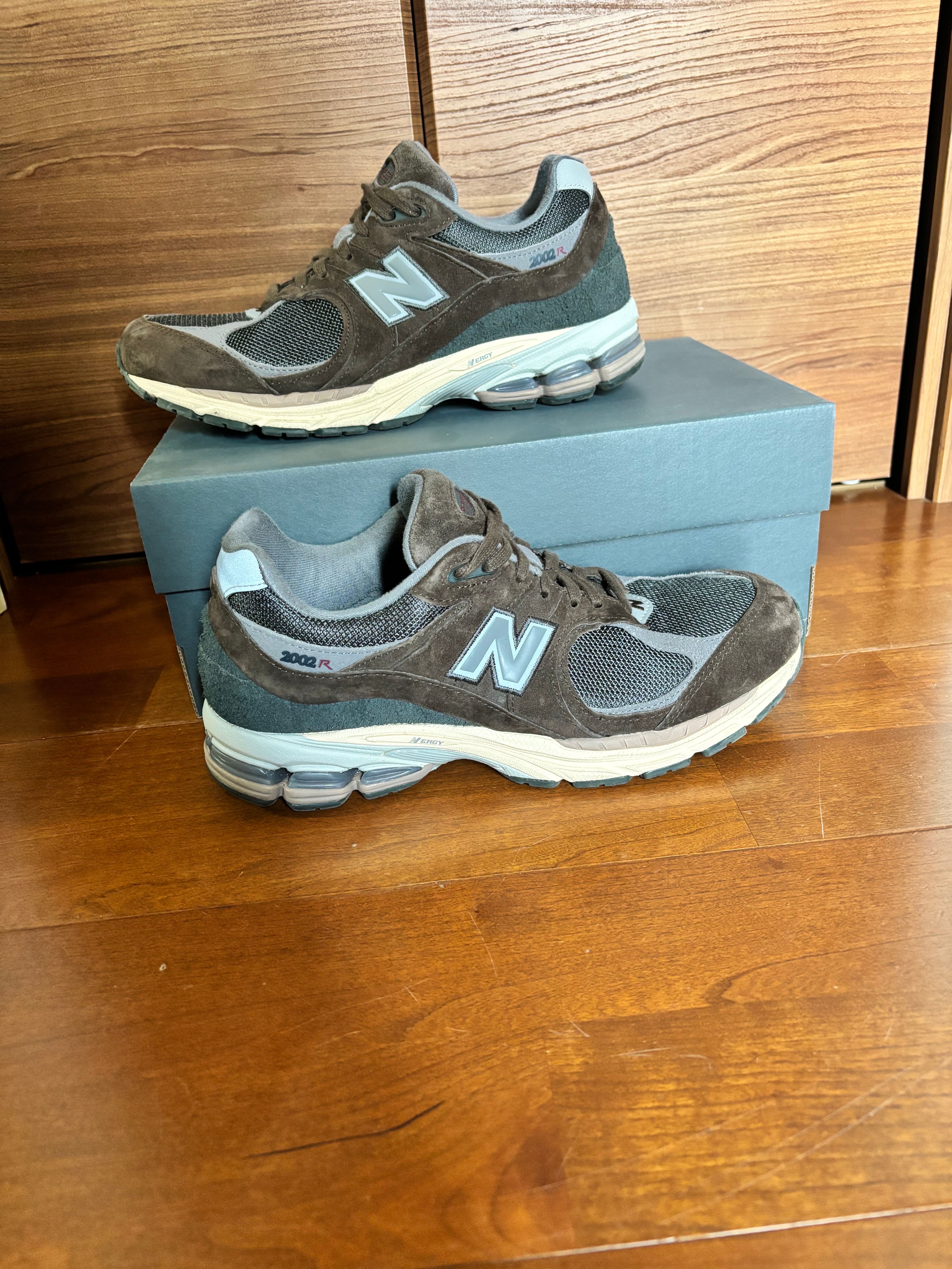 New Balance 2002R Lunar New Year "Brown"