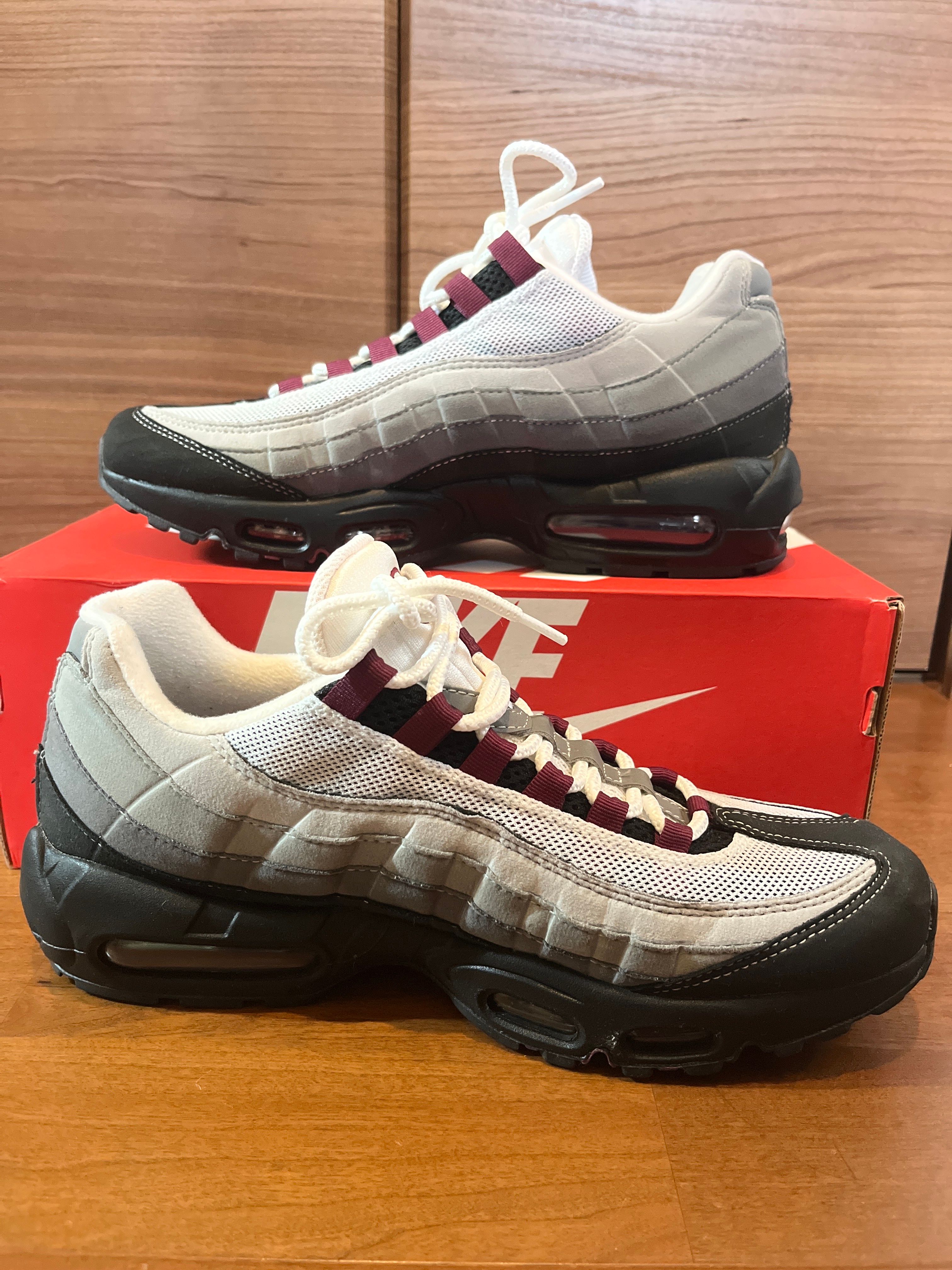 Nike Air Max 95 "Pearl Grey/Dark Beetroot"