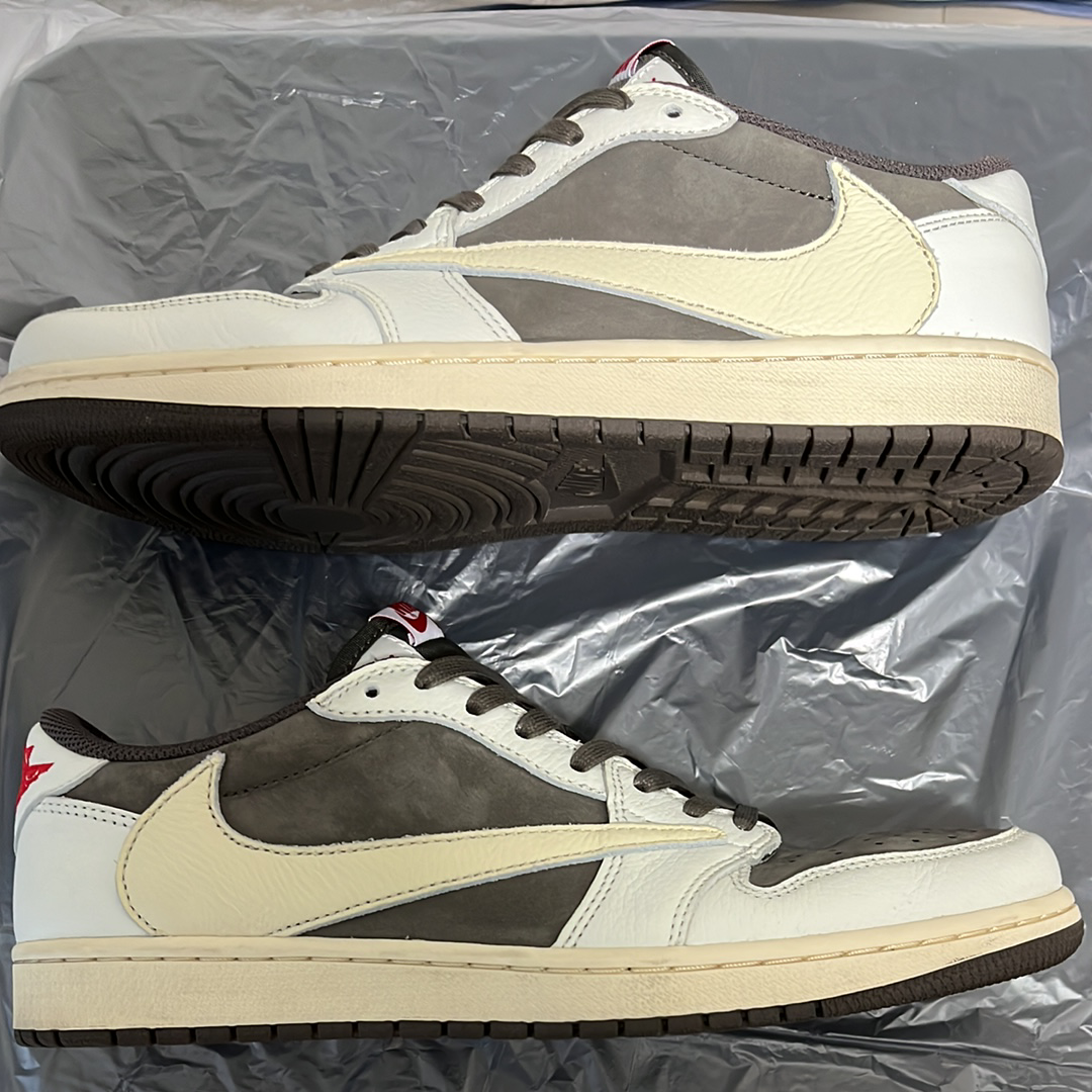 Travis Scott × Nike Air Jordan 1 Low OG SP "Reverse Mocha/Sail and Ridgerock"