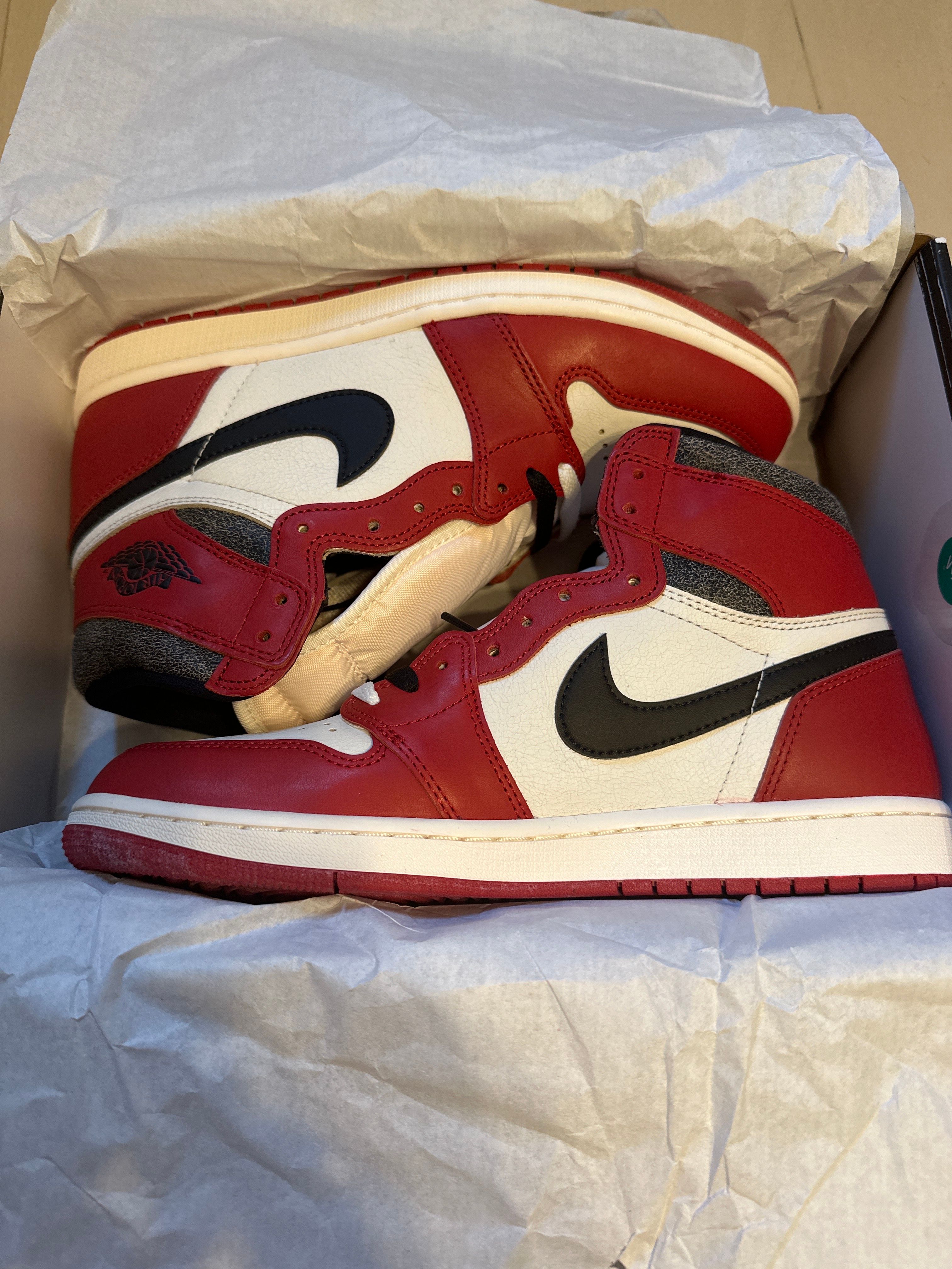 Nike Air Jordan 1 High OG "Lost & Found/Chicago"