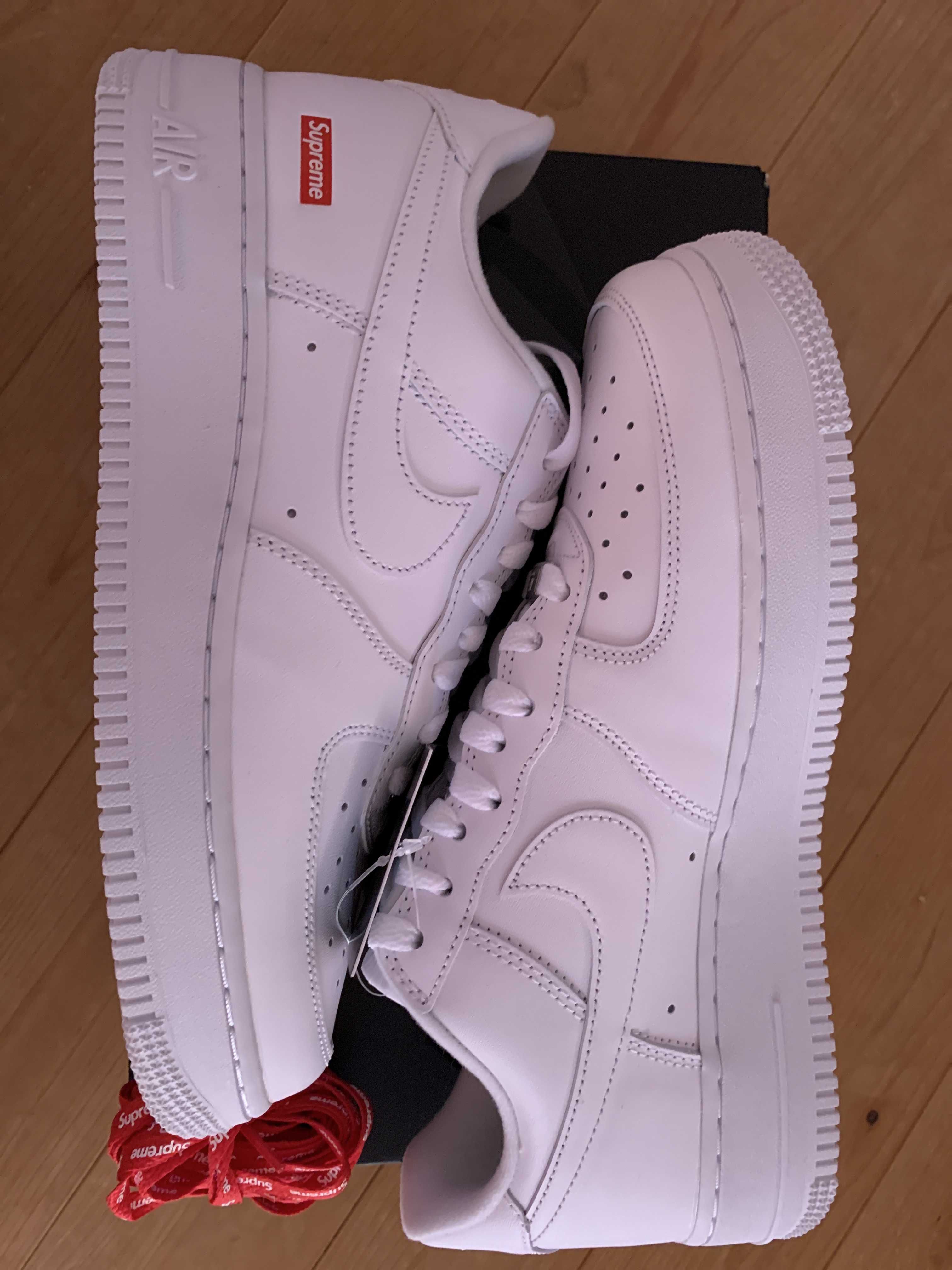 Supreme × Nike Air Force 1 Low "White"