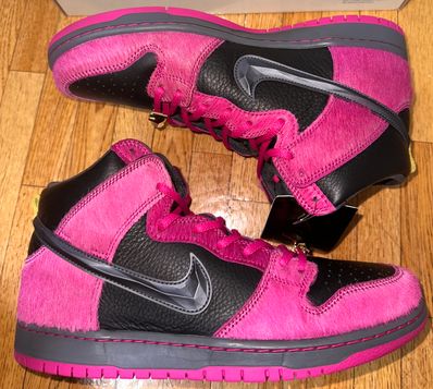 Run The Jewels × Nike SB Dunk High "Active Pink and Black"