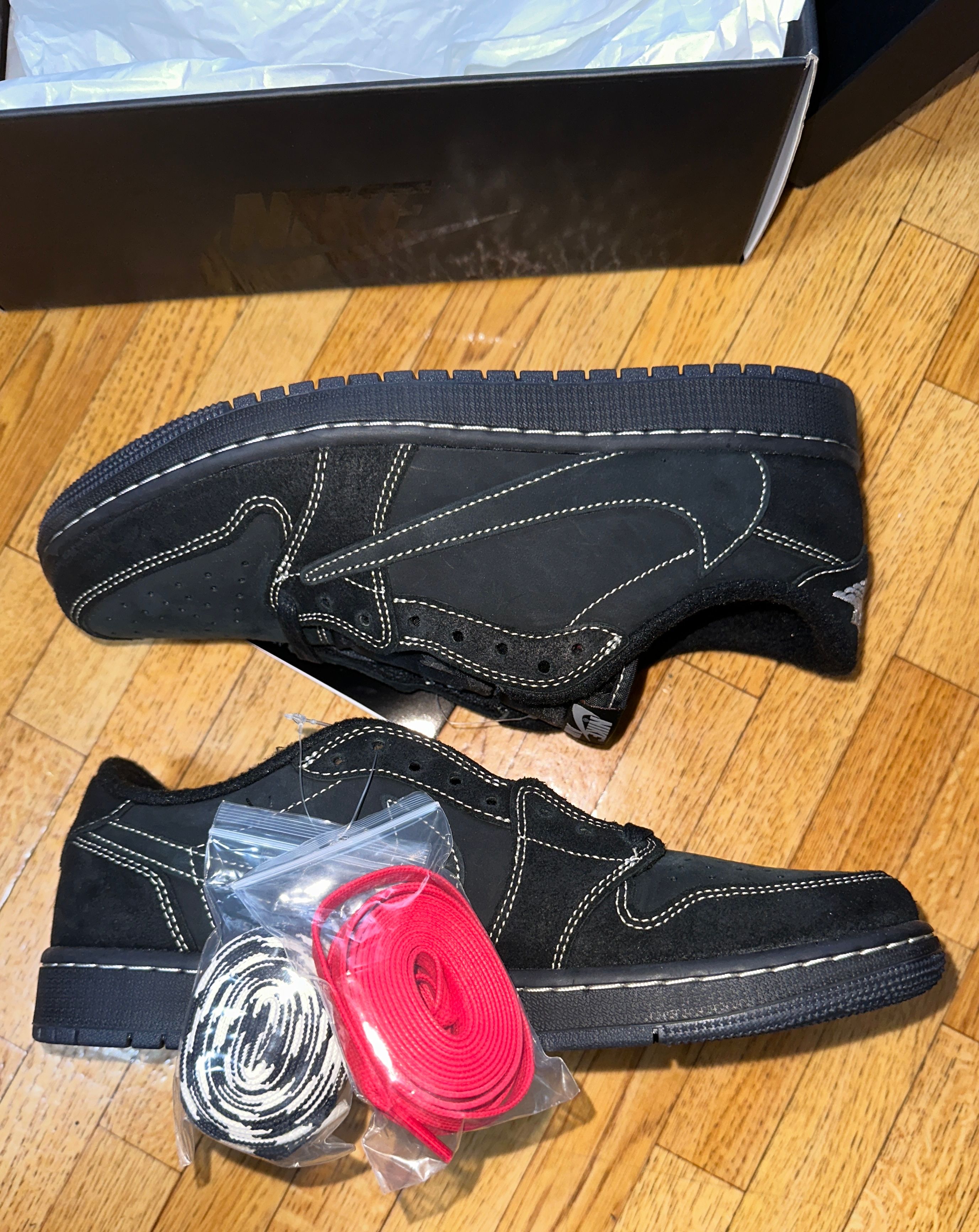 Travis Scott × Nike Air Jordan 1 Low OG SP "Black Phantom"