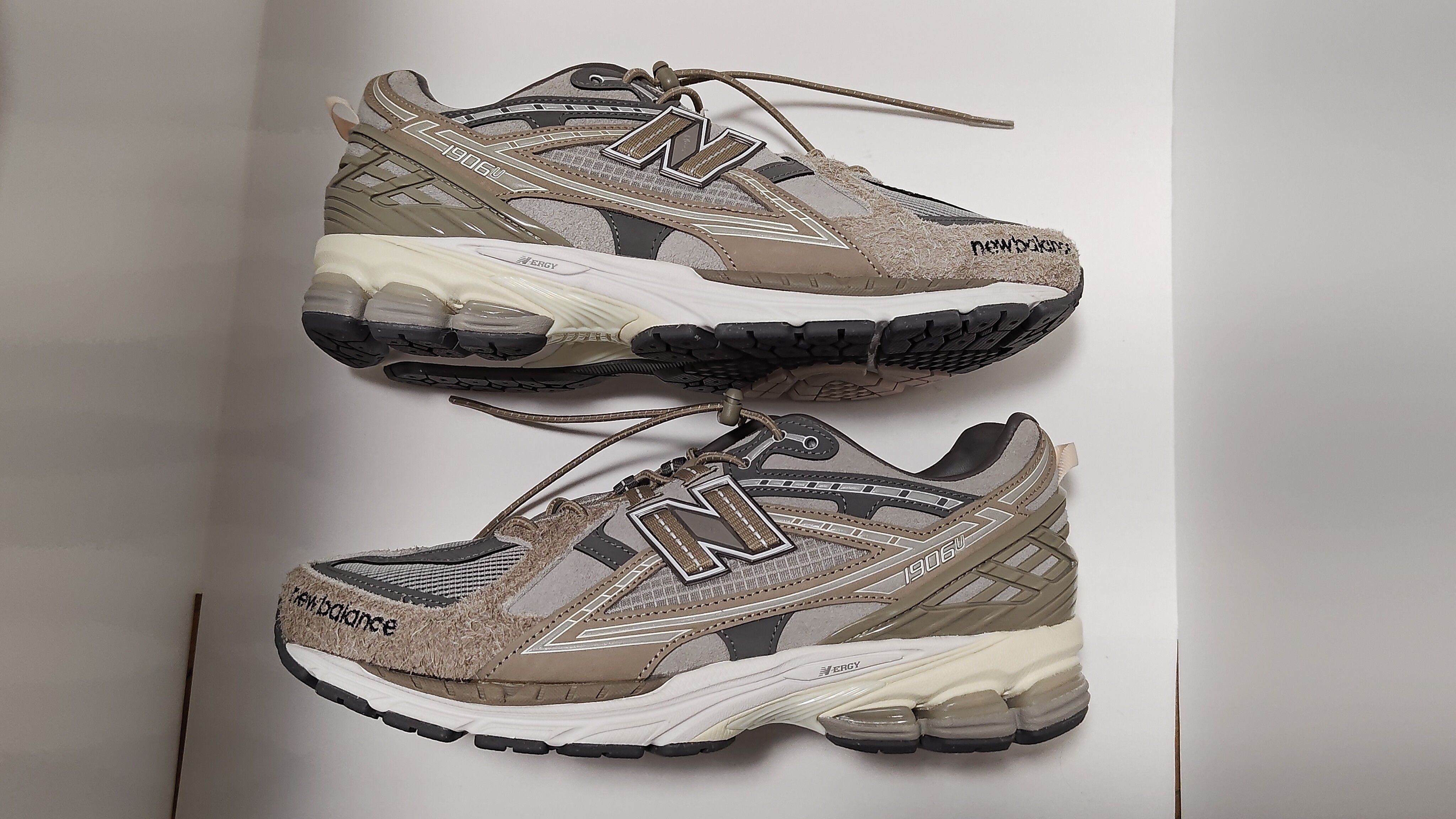 INVINCIBLE × N.HOOLYWOOD × New Balance 1906U "Gray Titan"