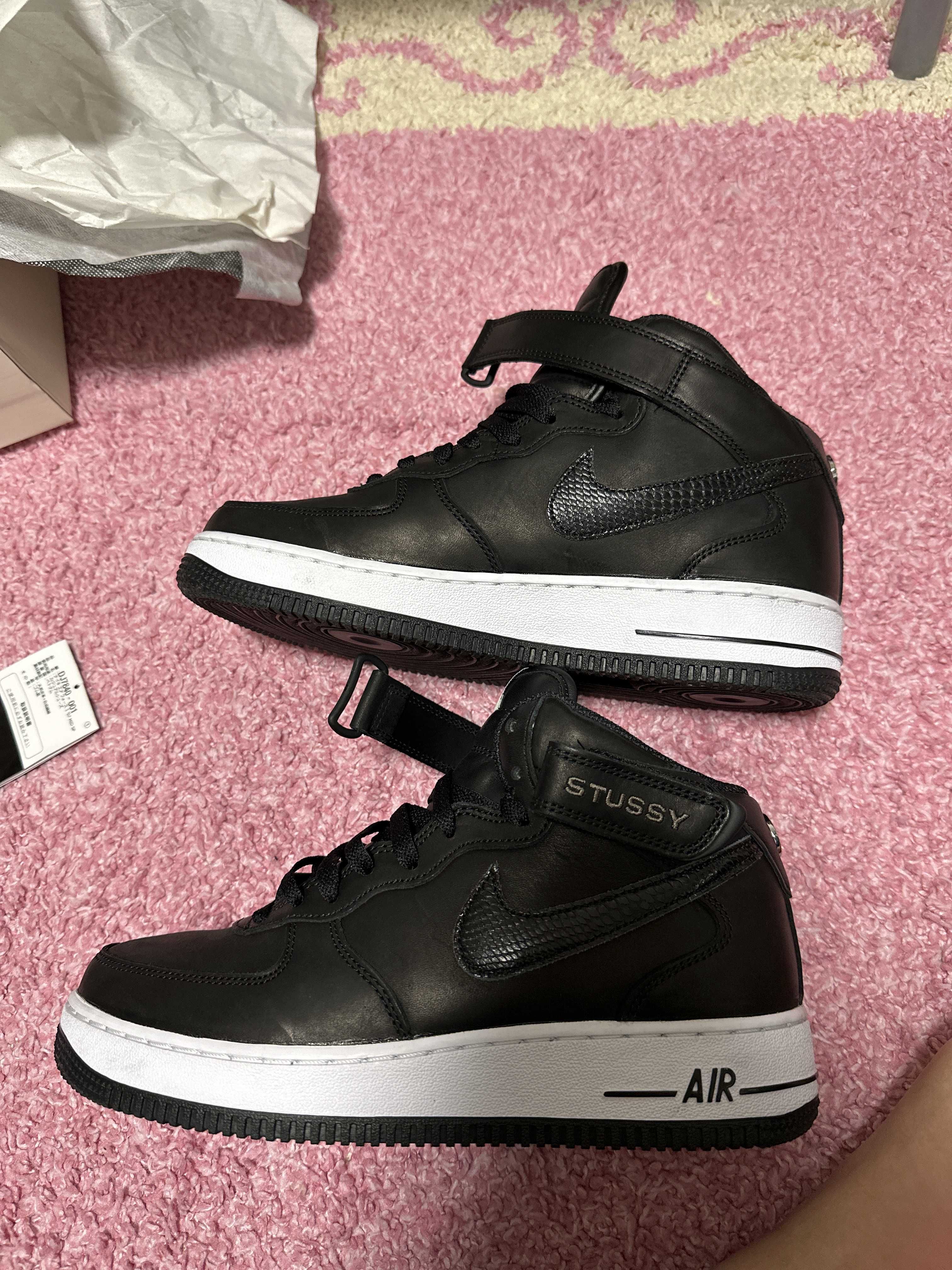 Stussy × Nike Air Force 1 Mid "Black/Black"